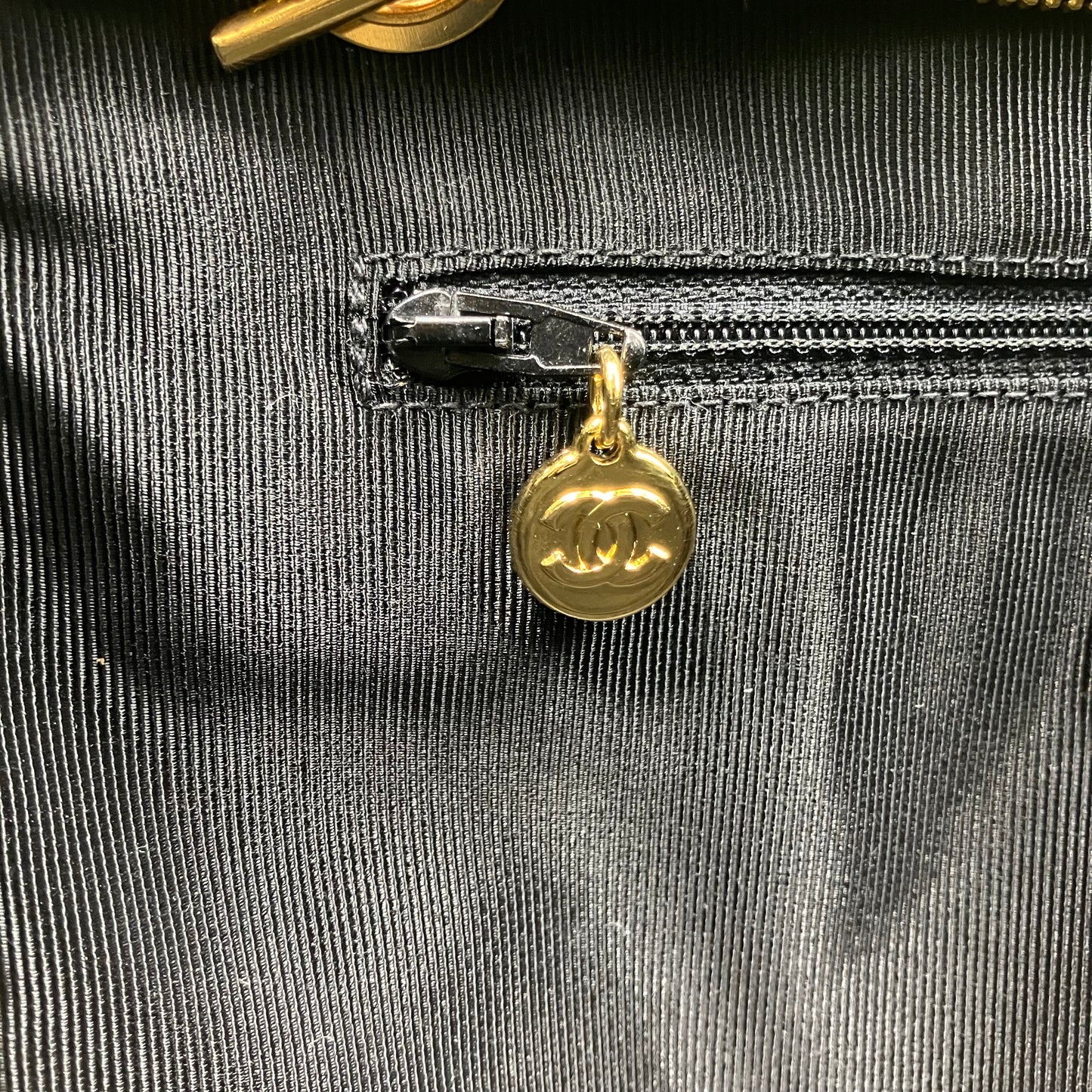 CHANEL Caviar skin triple coco chain tote bag