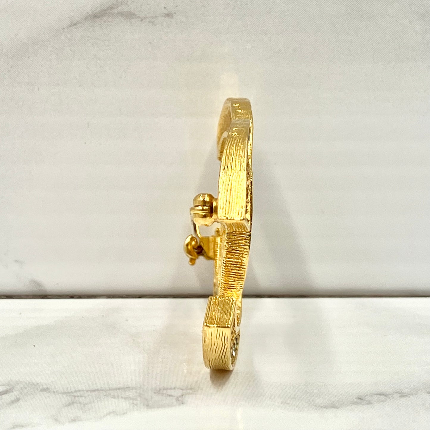 CHANEL brooch