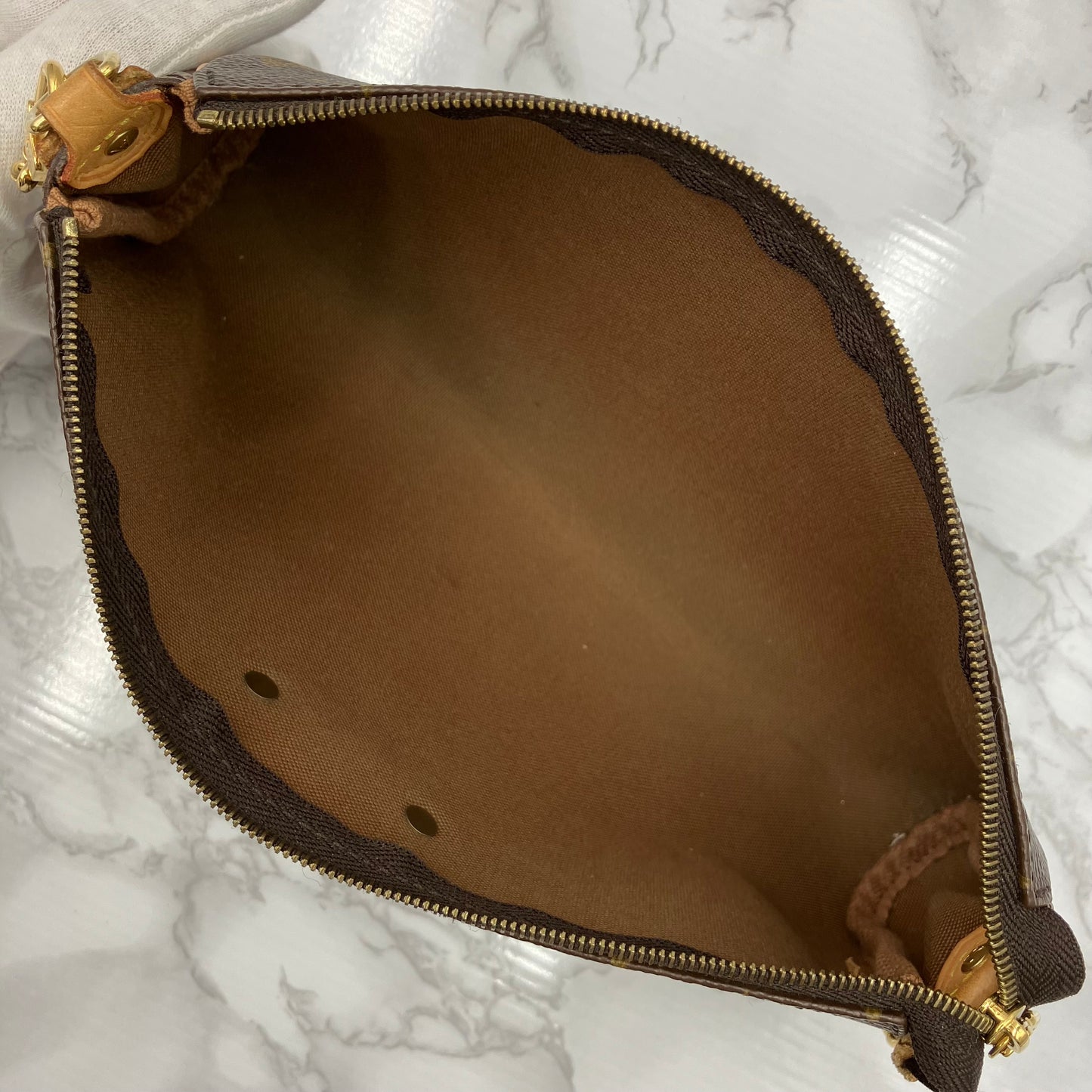 LOUIS VUITTON Monogram Eva Shoulder bag