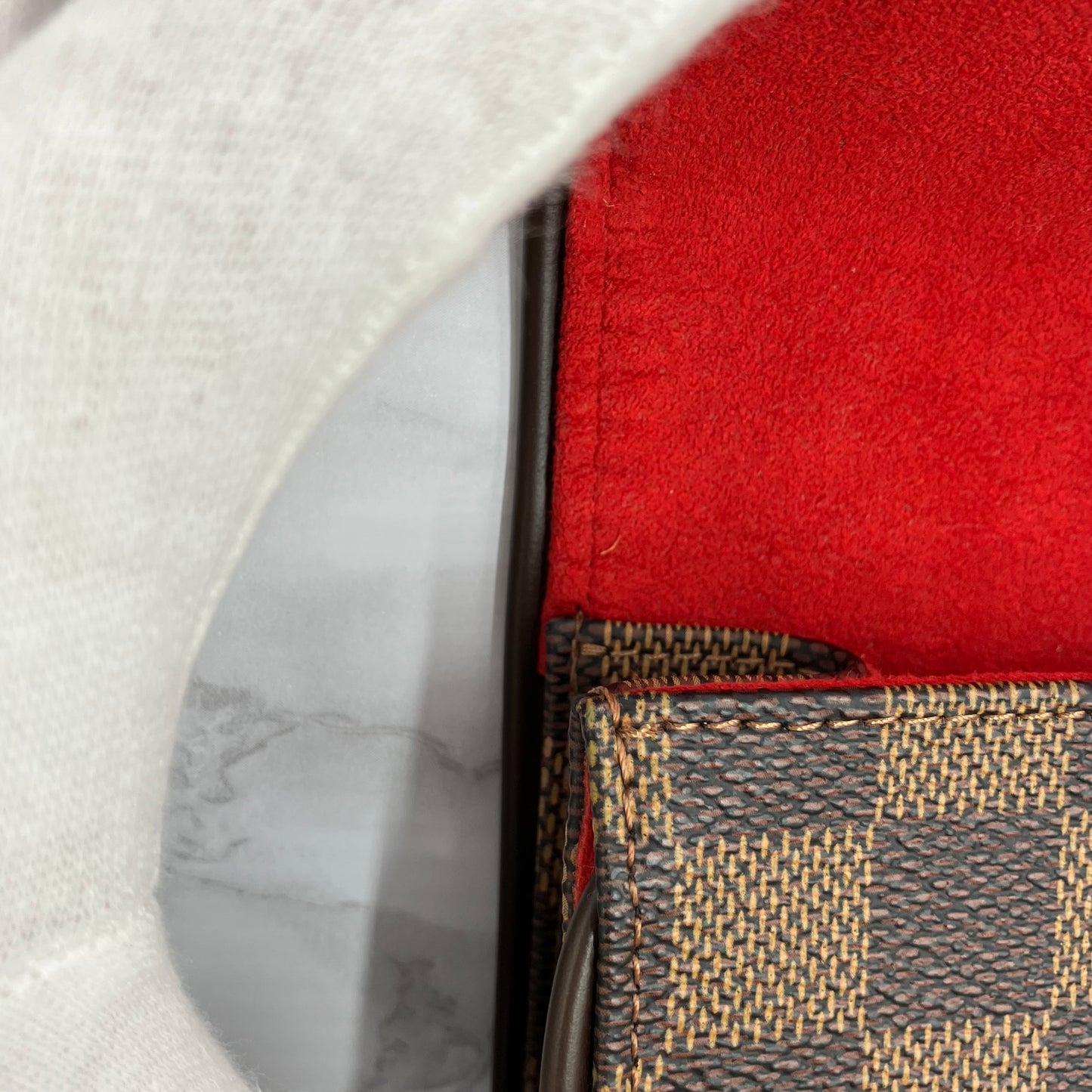 LOUIS VUITTON Damier Florentine body bag