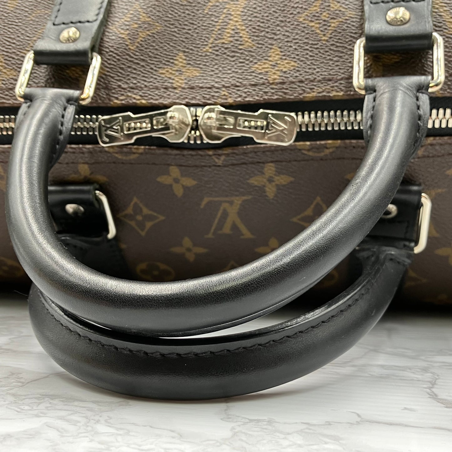 LOUIS VUITTON Keypole 55 Macassar Bandoliere