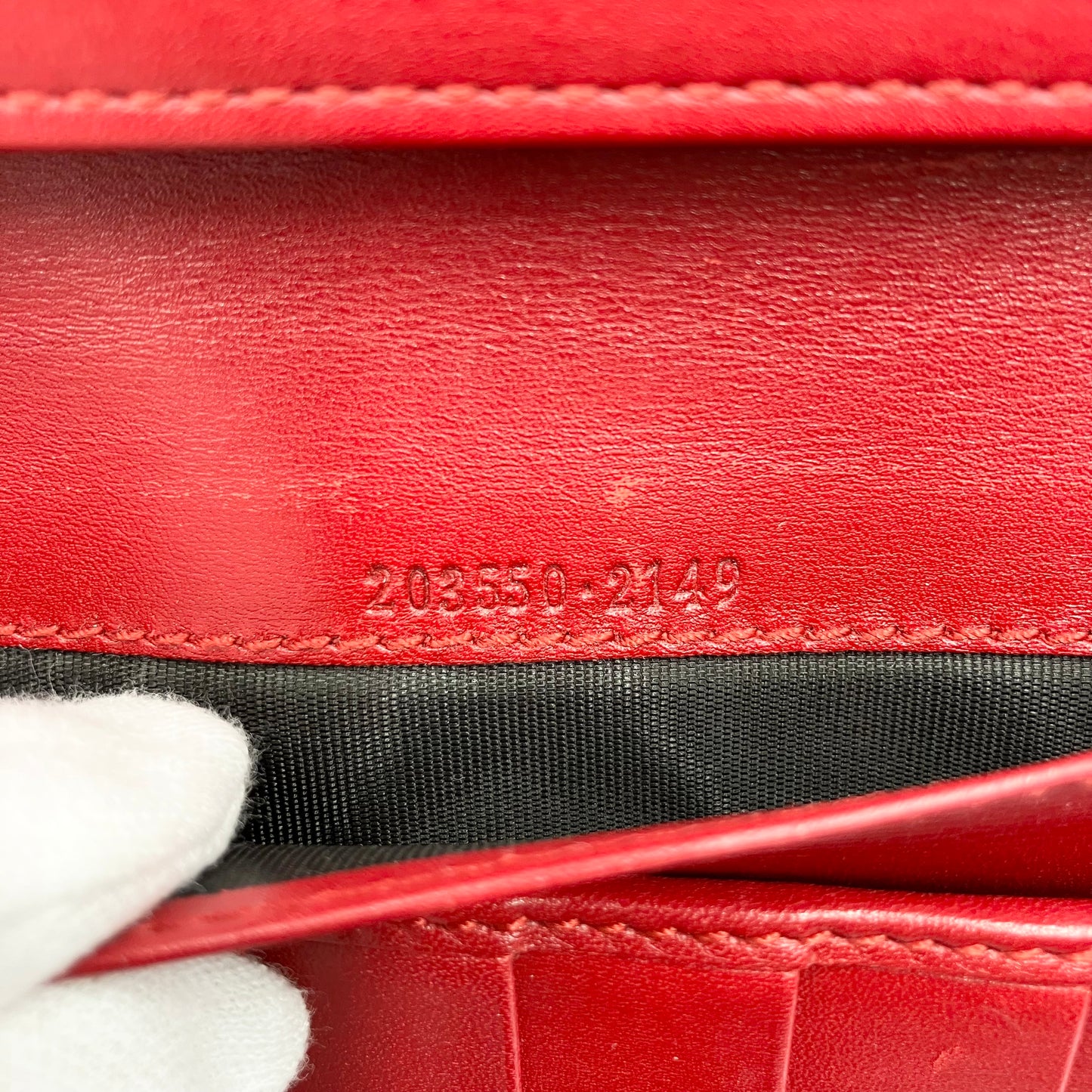 GUCCI Patent long wallet