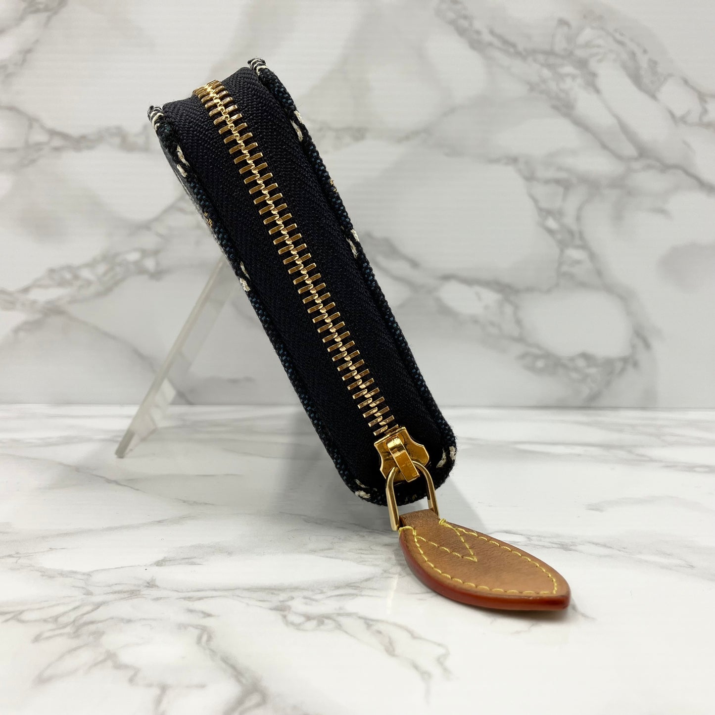 LOUIS VUITTON 1854 Zippy Wallet