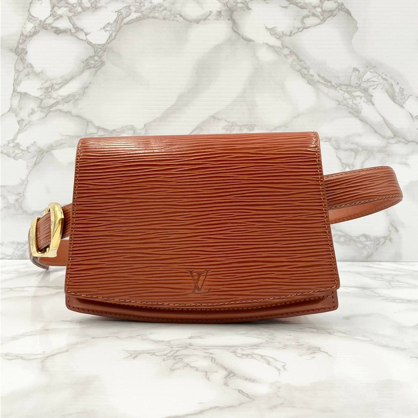 LOUIS VUITTON Epi Tirshet Waist Bag