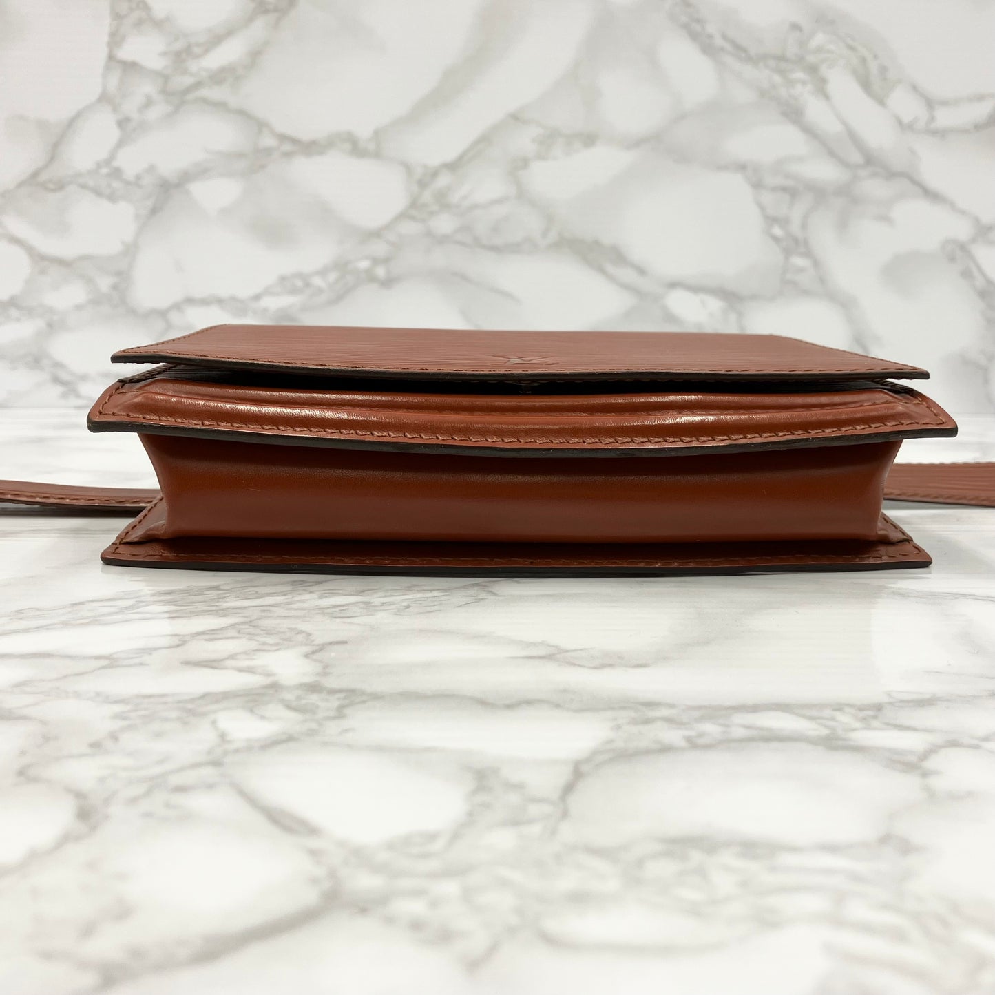 LOUIS VUITTON Epi Tirshet Waist Bag
