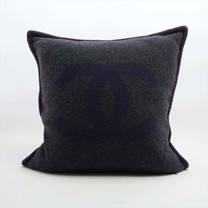 CHANEL Coco Mark Cushion Cover Dark Gray × Purple Wool Cashmere 17B 7-10-858