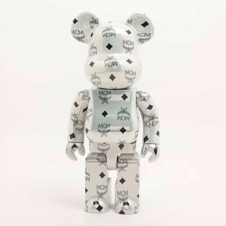 Unused BE@RBRICK Figure Plastic BE@RBRICK MCM WHITE CHROME Ver. 100% & 400% White 2-Piece Set 7-10-854