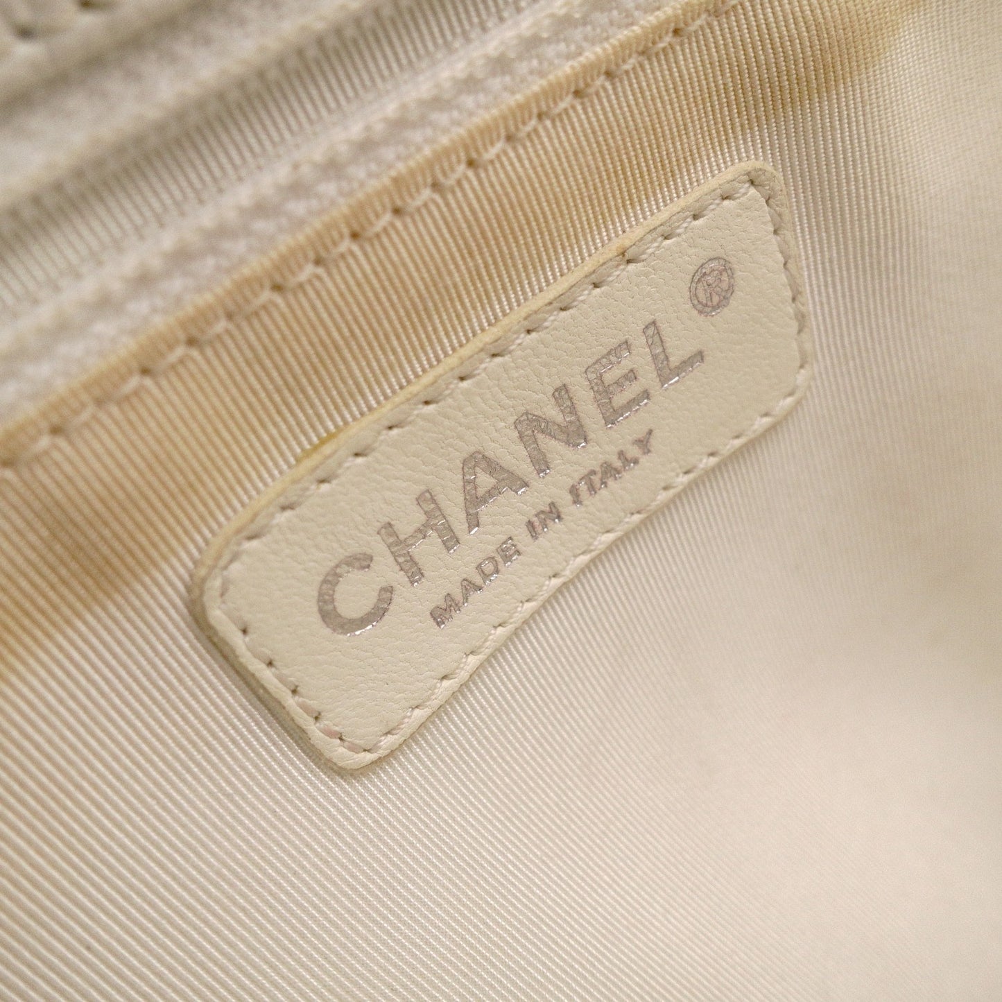CHANEL Caviar Skin PST Chain Shoulder Bag, Leather, White, Silver Hardware