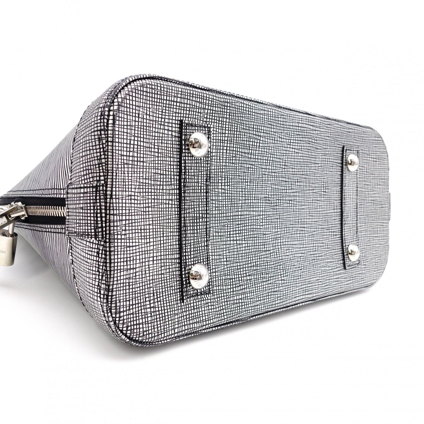 LOUIS VUITTON Alma Epi Platine Handbag Silver Tone