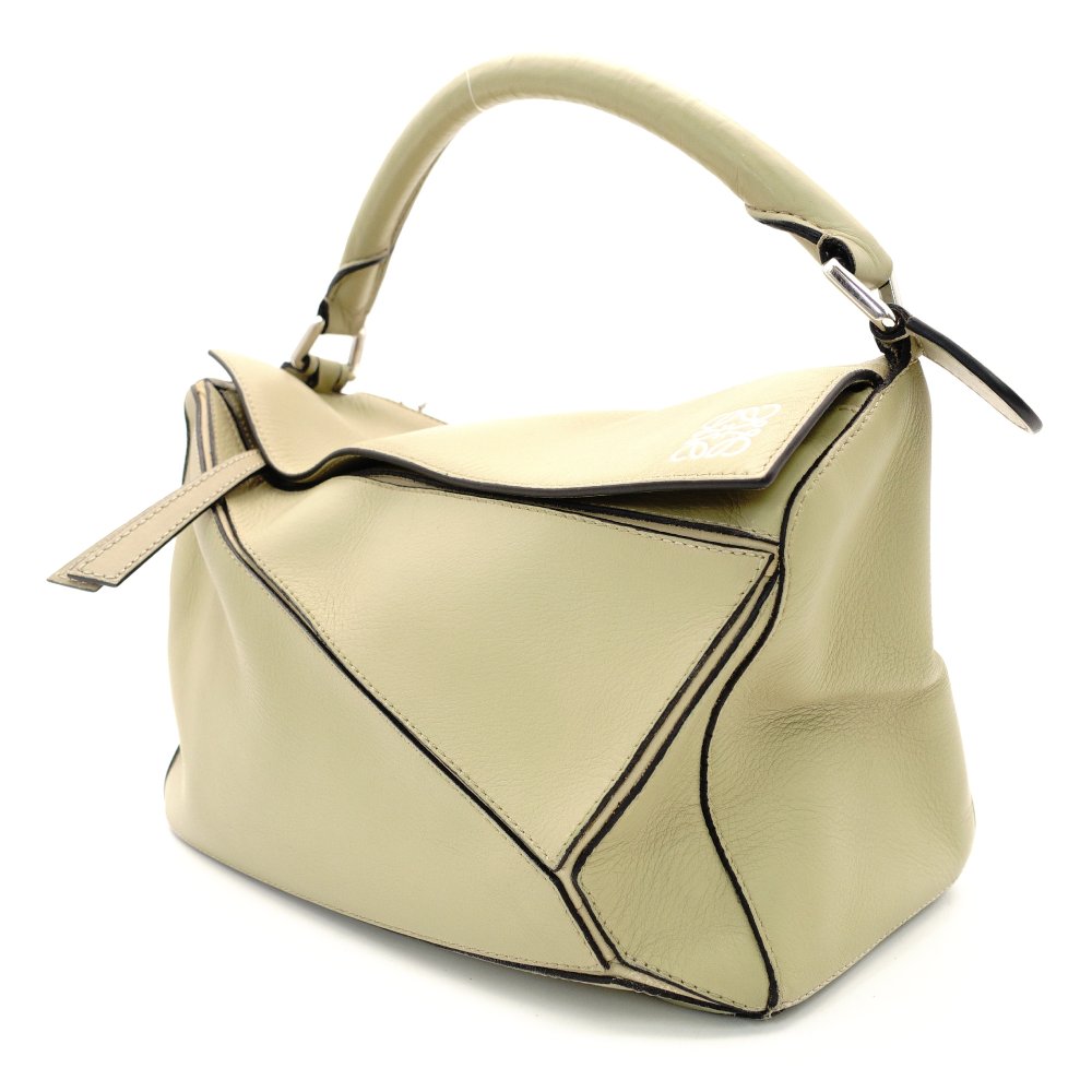 LOEWE Puzzle Bag Medium Handbag Leather Khaki Beige 2-Way Shoulder Bag Silver Hardware 7-8-122