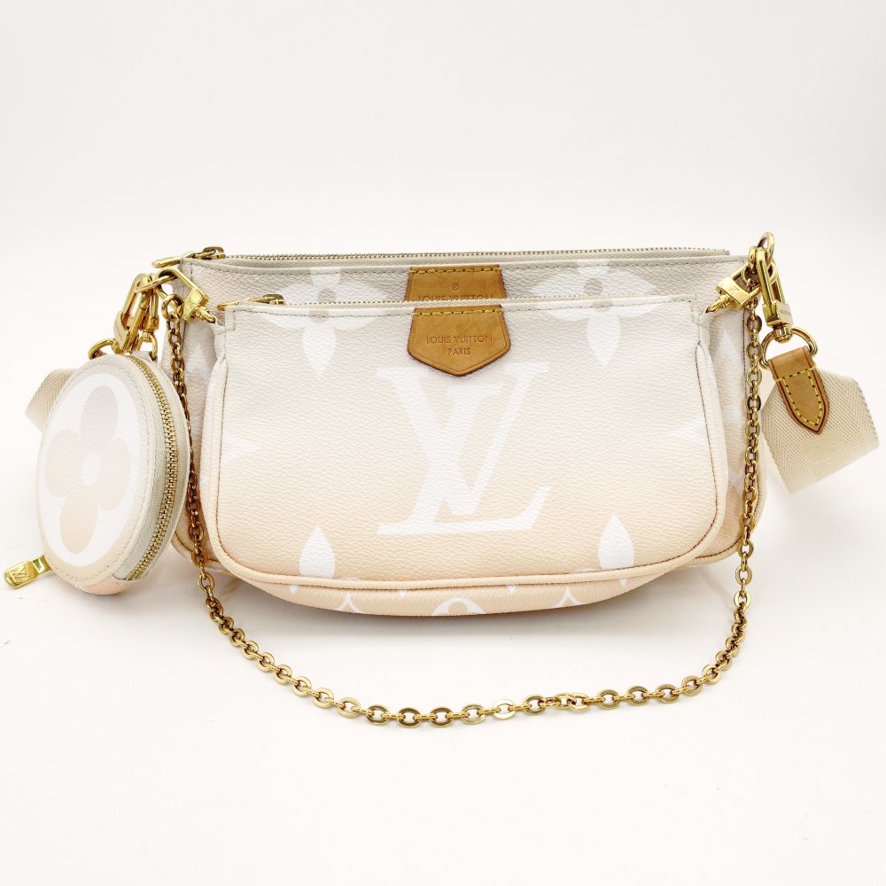 LOUIS VUITTON Multipochette Accessoires Monogram Giant Bloom Beige Pink Shoulder Bag 7-10-1099
