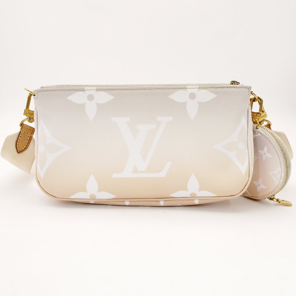 LOUIS VUITTON Multipochette Accessoires Monogram Giant Bloom Beige Pink Shoulder Bag 7-10-1099