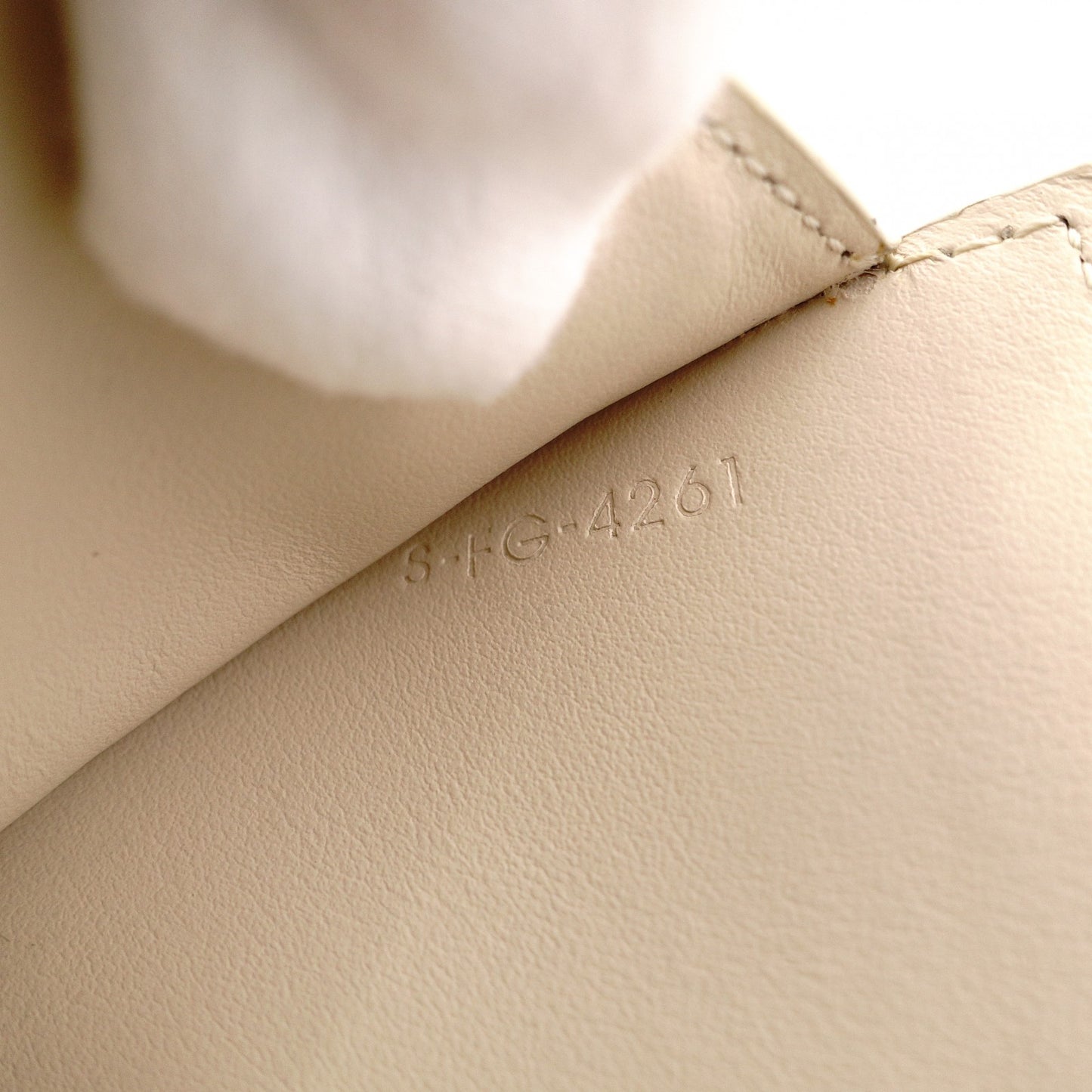 CELINE Triomphe Bifold Wallet Leather Beige