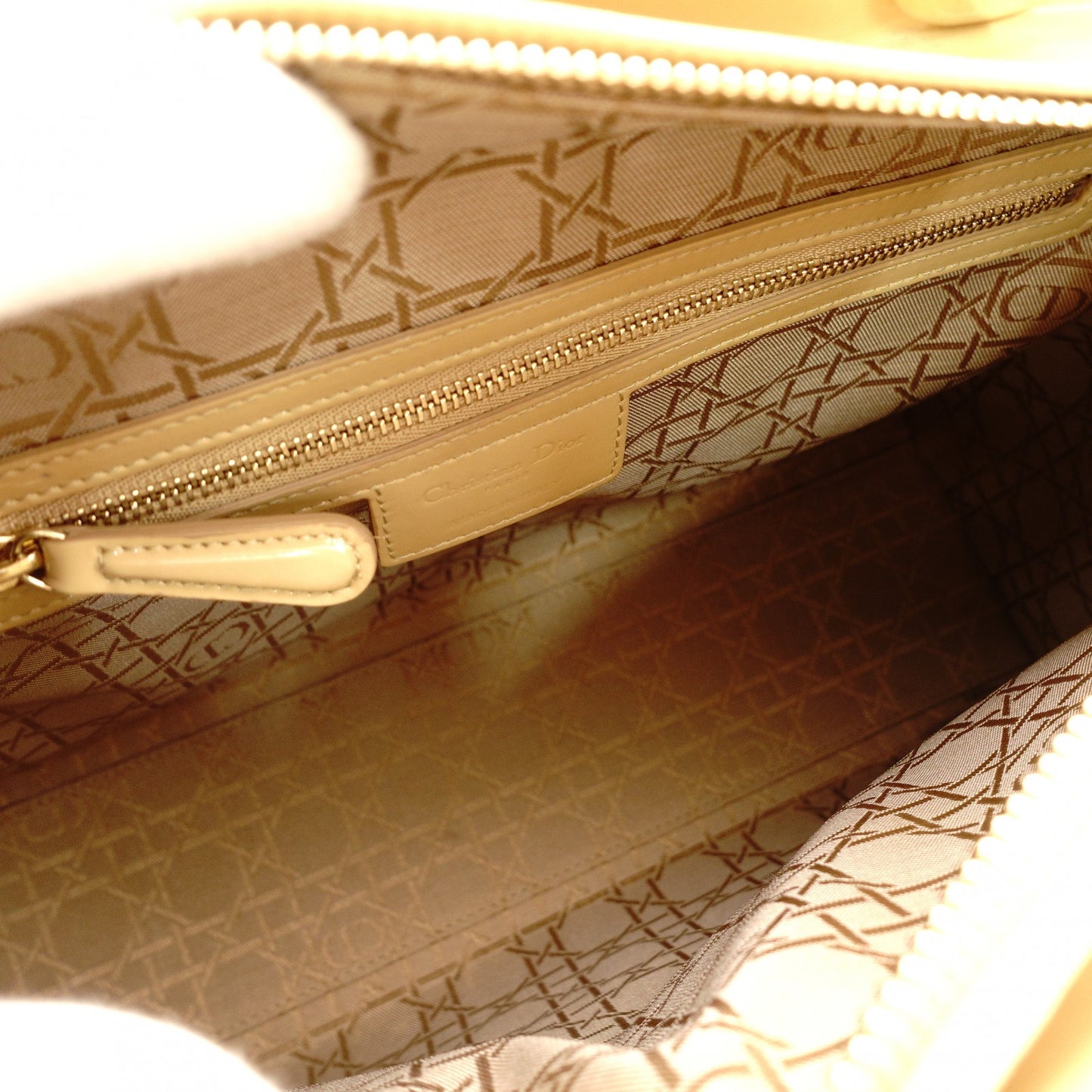 Christian Dior Lady Dior Medium Beige Handbag Patent Leather Gold Hardware 2-Way 7-11-238