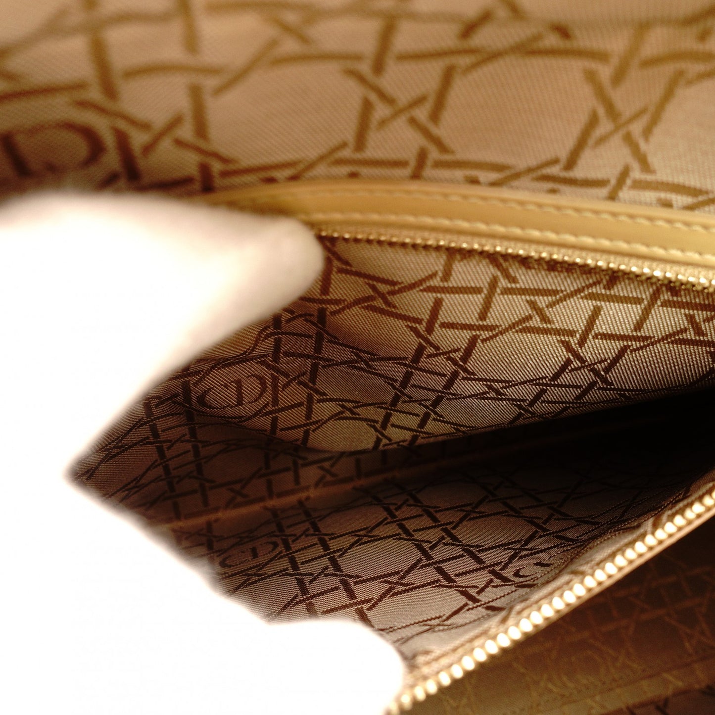 Christian Dior Lady Dior Medium Beige Handbag Patent Leather Gold Hardware 2-Way 7-11-238