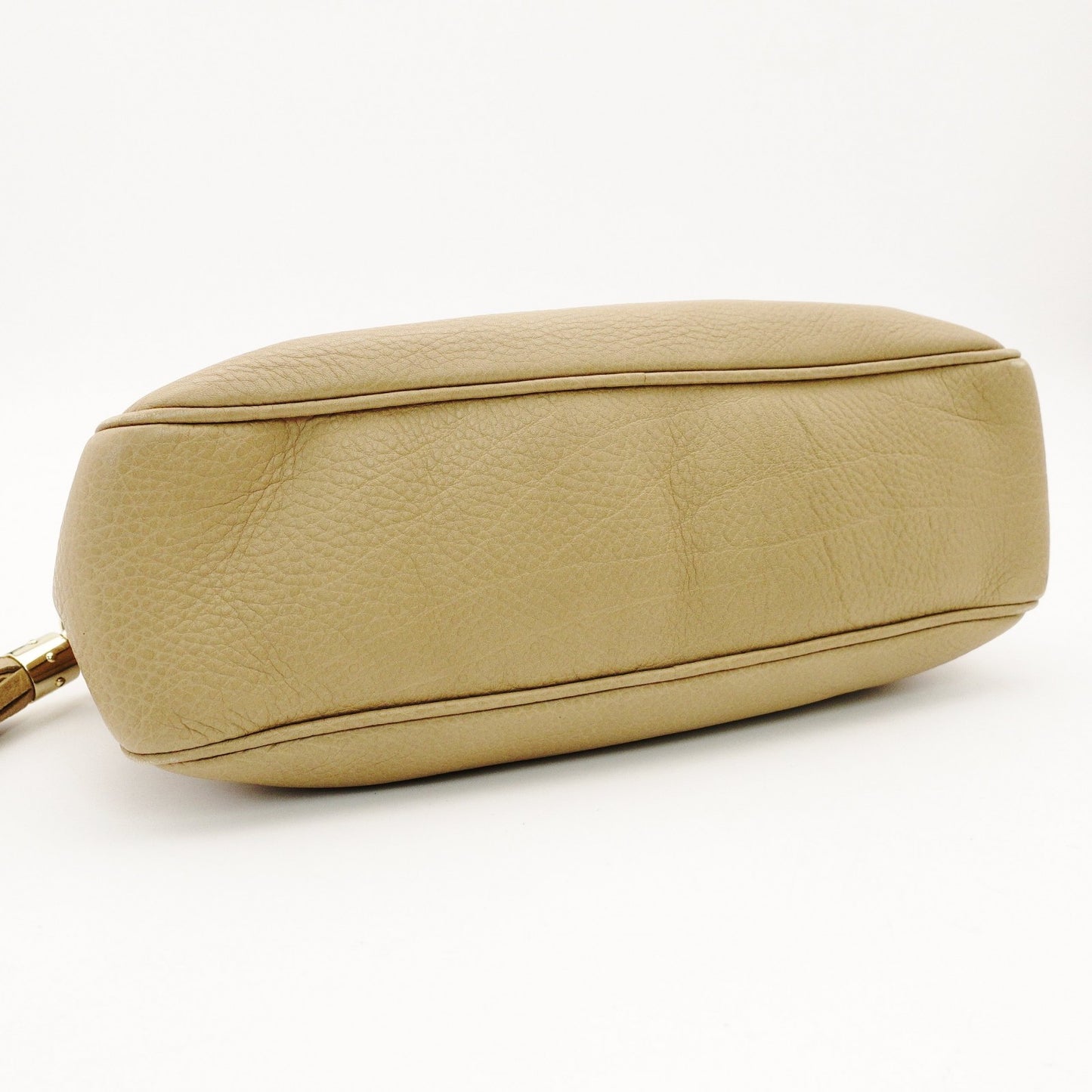 GUCCI Soho Chain Shoulder Bag Beige Crossbody Leather GG Logo Gold Hardware