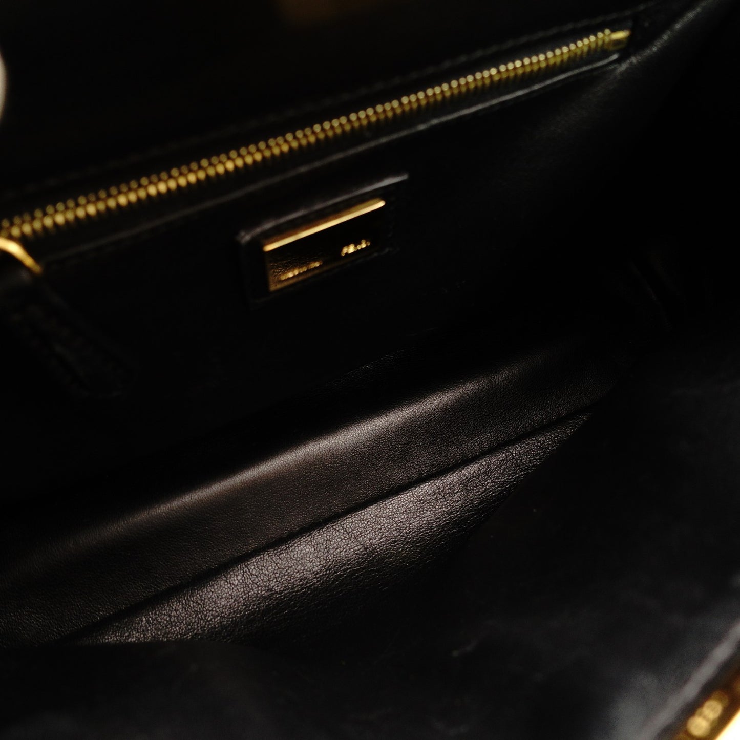 FENDI Mini Peekaboo Handbag Black Leather 2-Way Crossbody Black Gold Hardware 7-10-1013