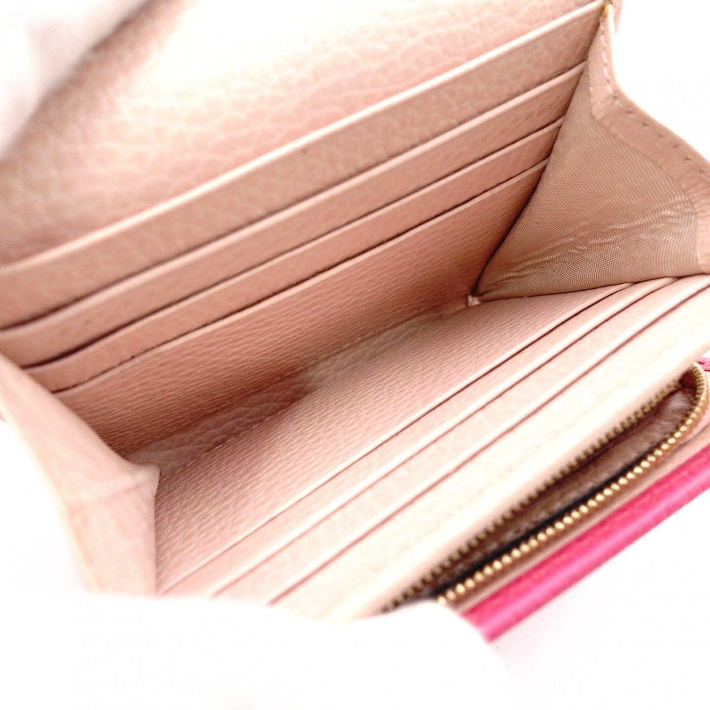 GUCCI GG Marmont Bifold Wallet, Leather, Pink, Gold Hardware