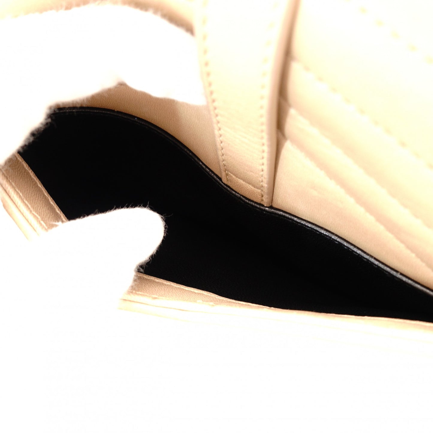 Saint Laurent Surpis V-Stitch Chain Shoulder Bag Beige Leather Gold Hardware YSL Crossbody 7-11-197