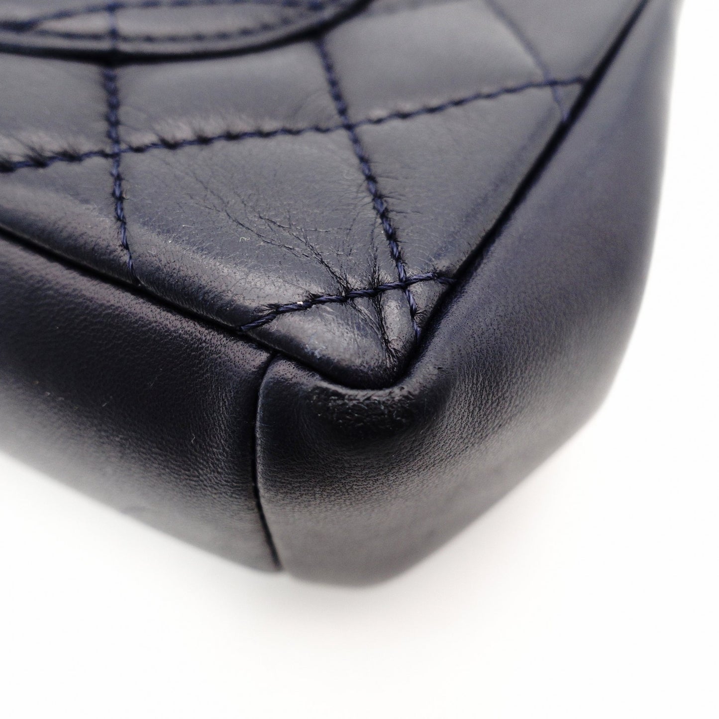 CHANEL Matelassé Chain Shoulder Bag Lambskin Navy Leather Gold Hardware CC Logo Crossbody 7-9-593