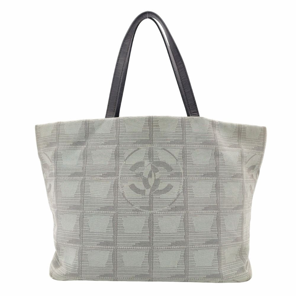 CHANEL New Neutra Tote Bag Nylon Gray Shoulder Bag Leather 7-10-379