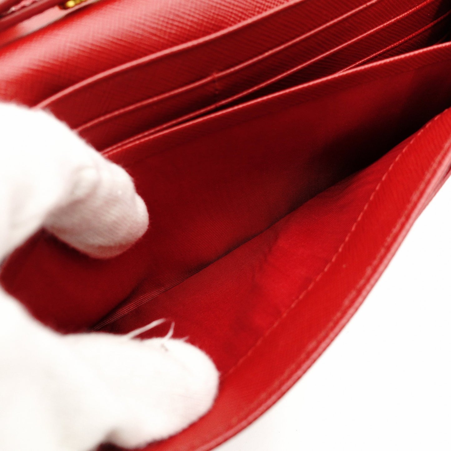 PRADA Saffiano Leather Chain Shoulder Bag Red Leather Crossbody Gold Hardware 7-9-736