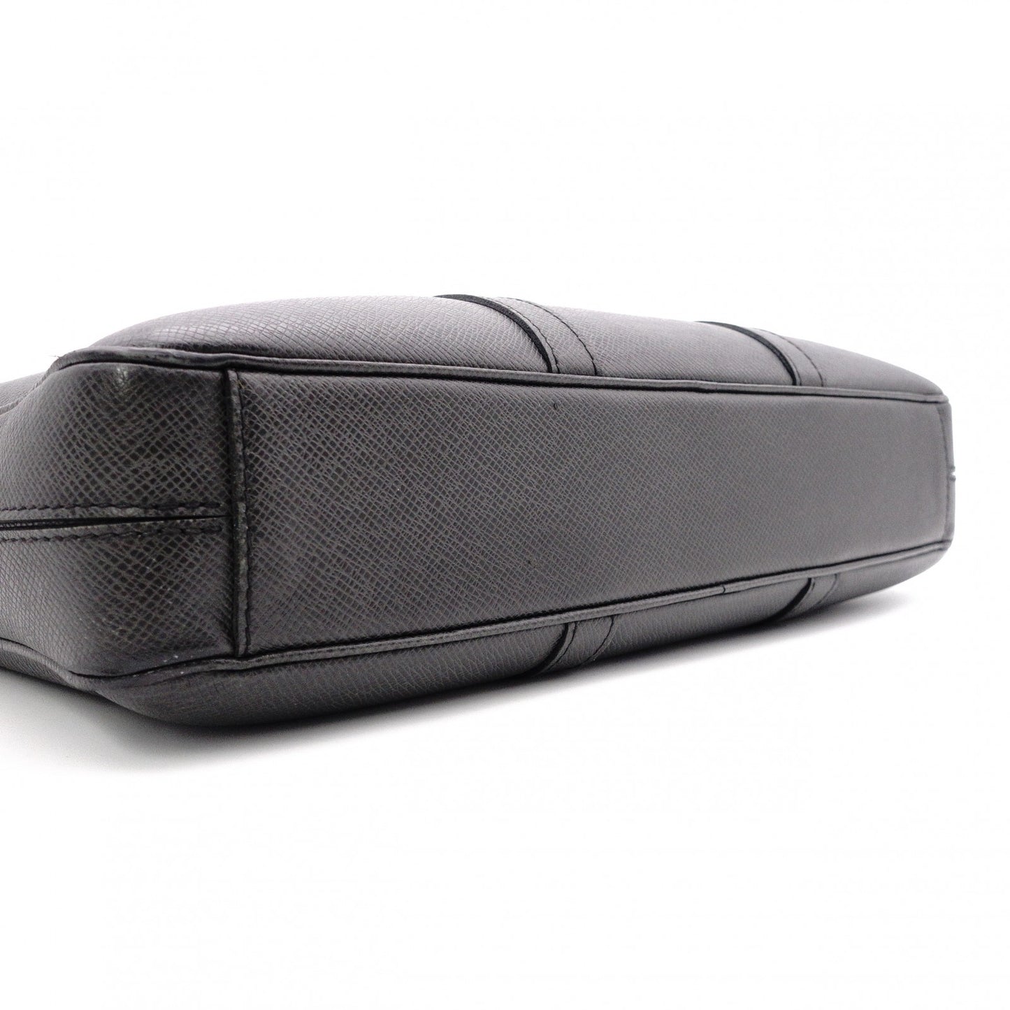 LOUIS VUITTON Taiga Business Bag, Leather, Black, Men's, 2-Way, Silver Hardware