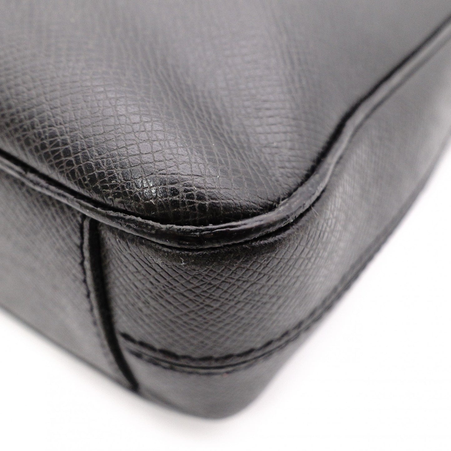 LOUIS VUITTON Taiga Business Bag, Leather, Black, Men's, 2-Way, Silver Hardware