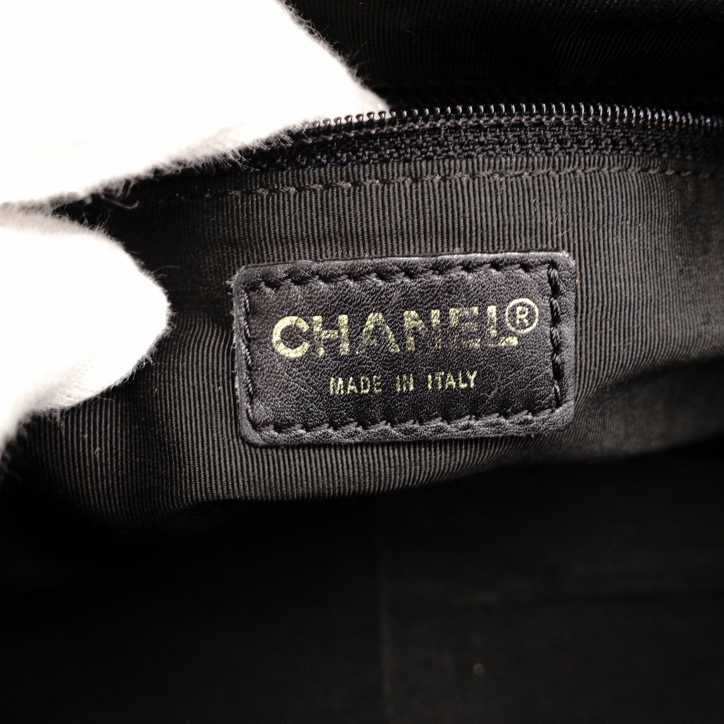 CHANEL Matelassé Caviar Leather Chain Shoulder Bag Black Leather Black Shoulder 7-10-1024