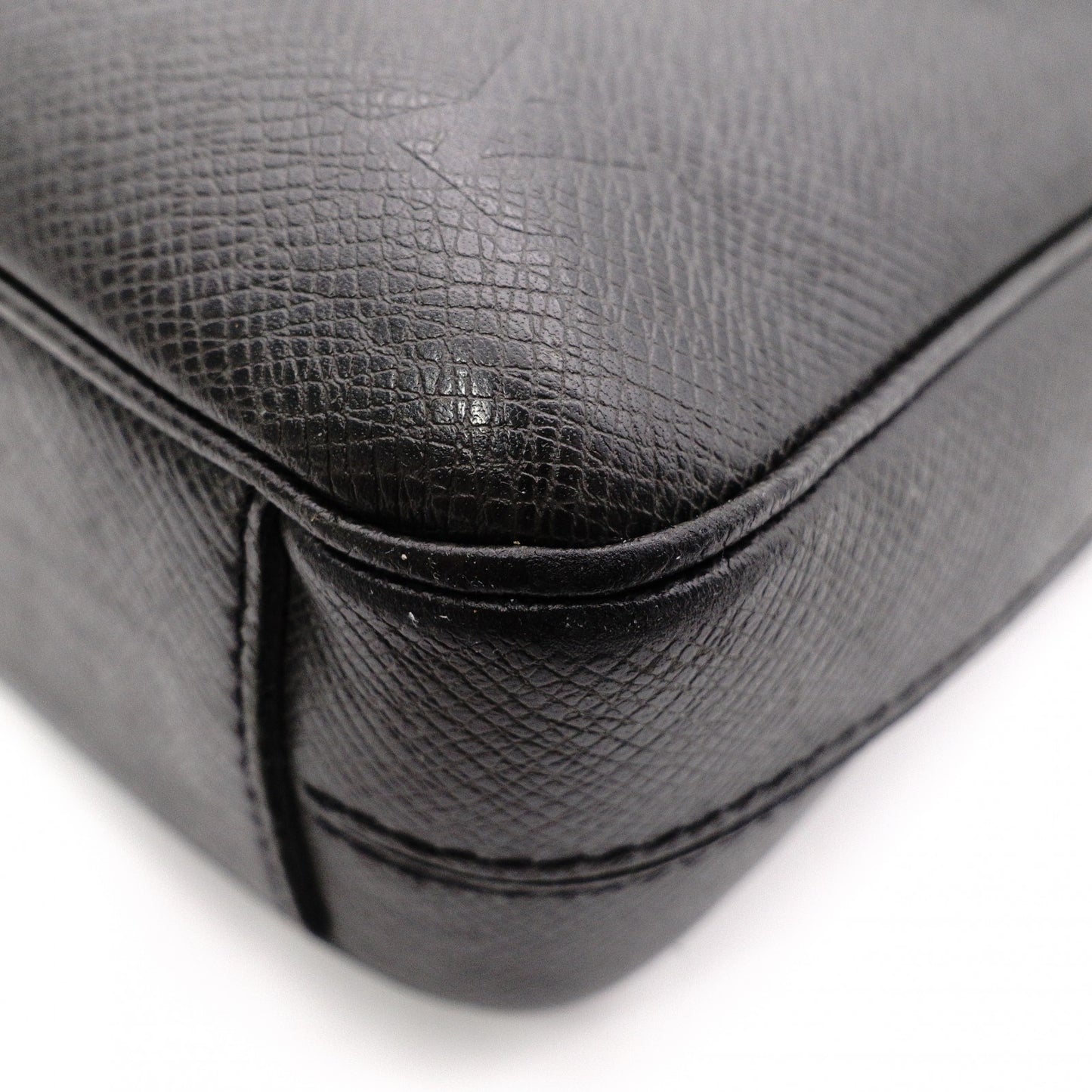 LOUIS VUITTON Taiga Business Bag, Leather, Black, Men's, 2-Way, Silver Hardware