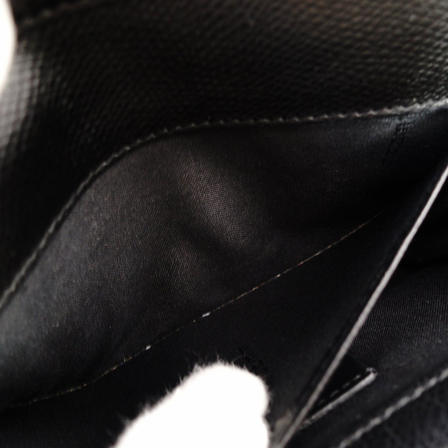 FENDI Effiz Chain Shoulder Bag Black Leather F Logo Crossbody Black Silver Hardware 7-11-476