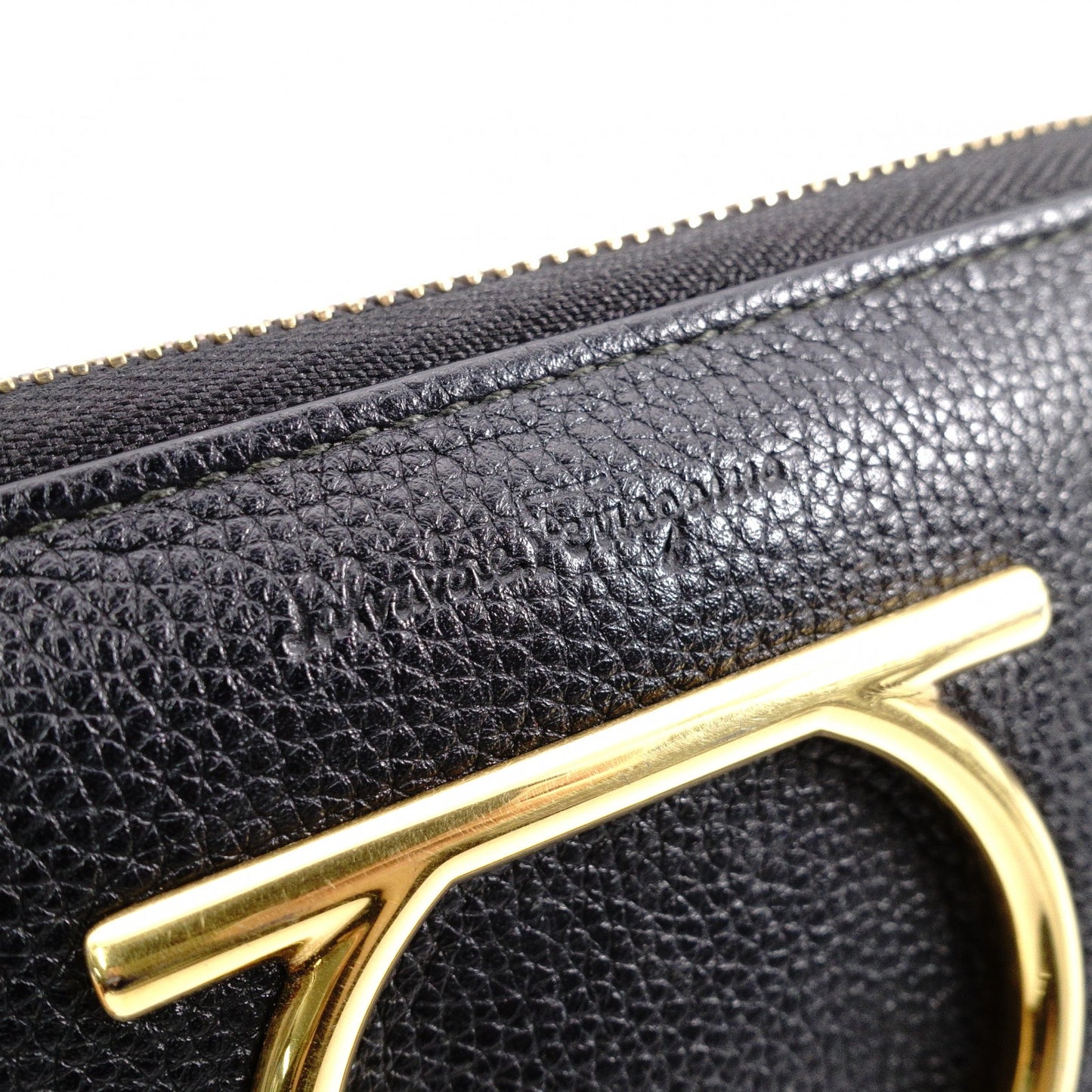 Salvatore Ferragamo Round Zipper Gancini Long Wallet, Leather, Black with Gold Hardware