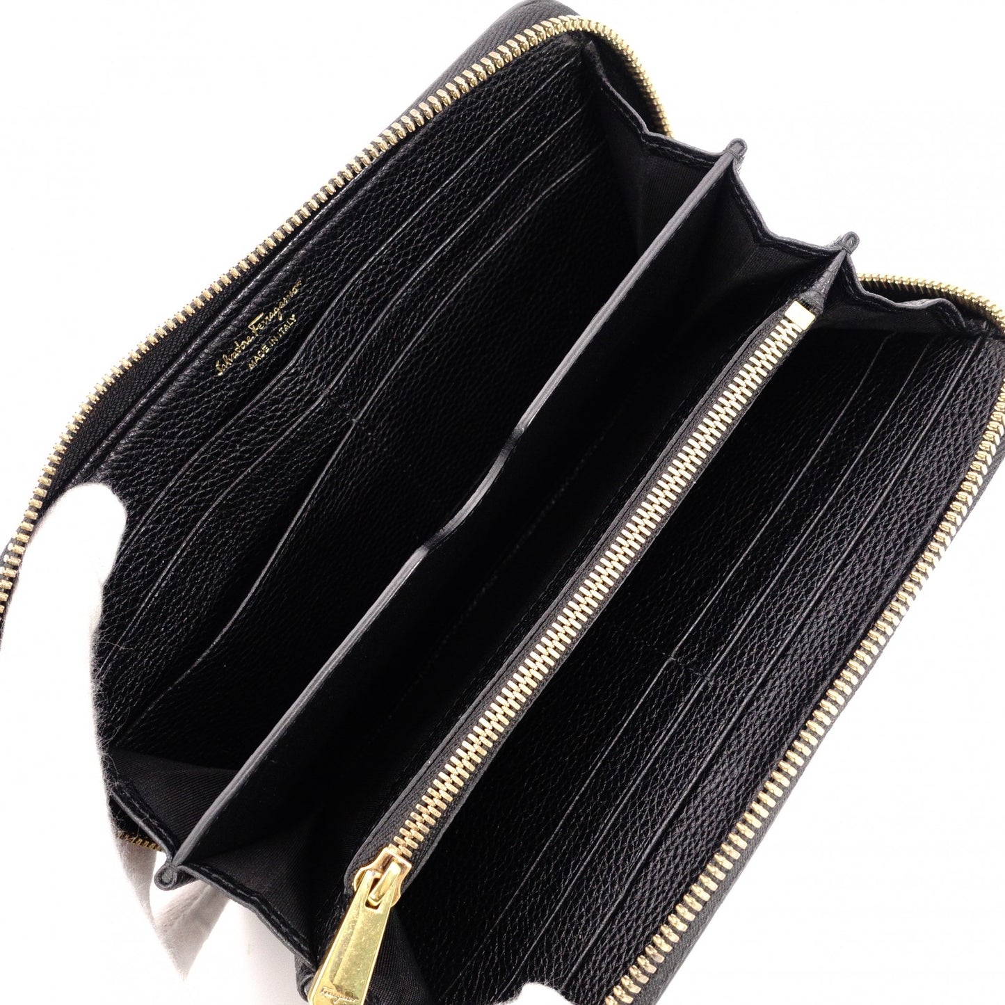 Salvatore Ferragamo Round Zipper Gancini Long Wallet, Leather, Black with Gold Hardware