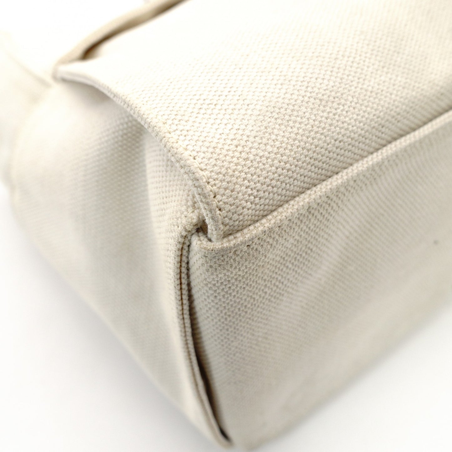 Bottega Veneta Intrecciato Tote Bag Canvas Off-White × Black Shoulder Pouch Included 7-12-043