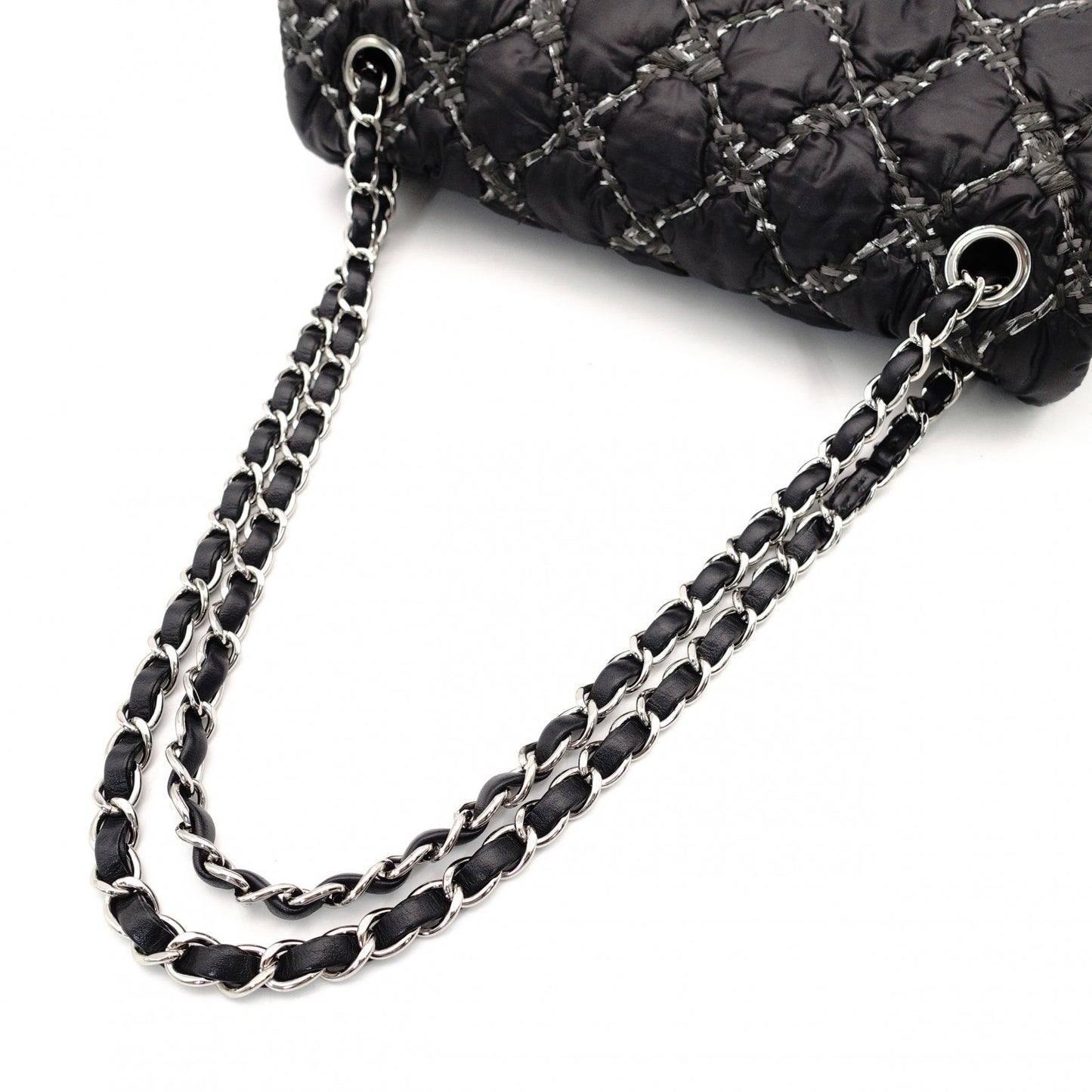 CHANEL Parisian Matelassé Nylon Tweed On-Stitch Double Chain Shoulder Bag Gray Nylon Silver Hardware 7-11-761