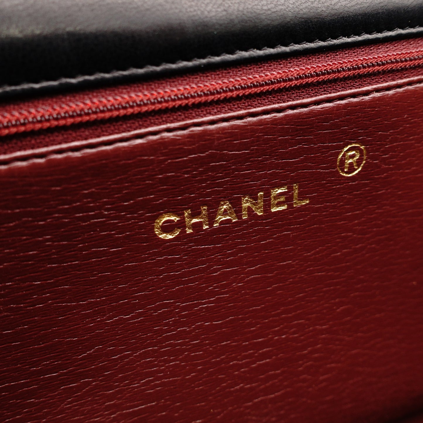 CHANEL Matelassé Chain Shoulder Bag Single Black Lambskin Black Leather Vintage Gold Hardware 7-7-486