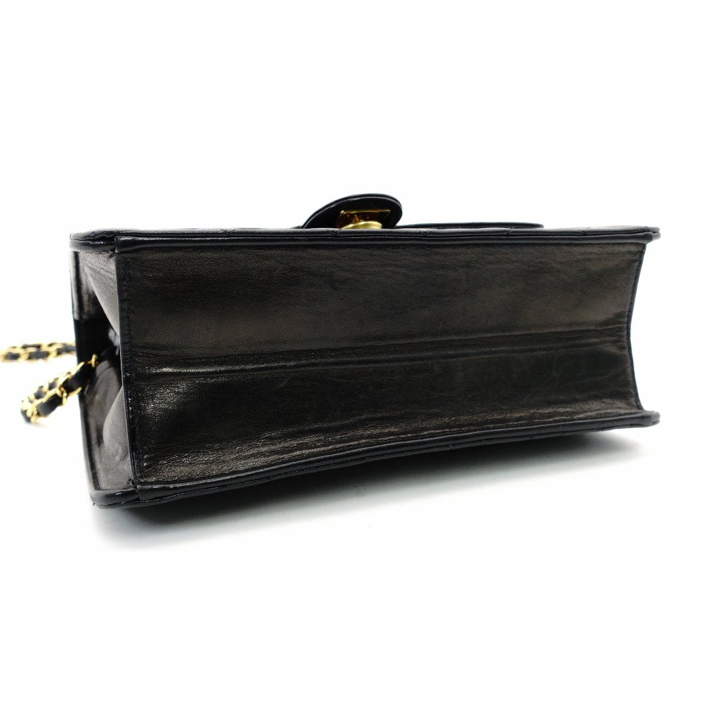 CHANEL Matelassé Chain Shoulder Bag Single Black Lambskin Black Leather Vintage Gold Hardware 7-12-077