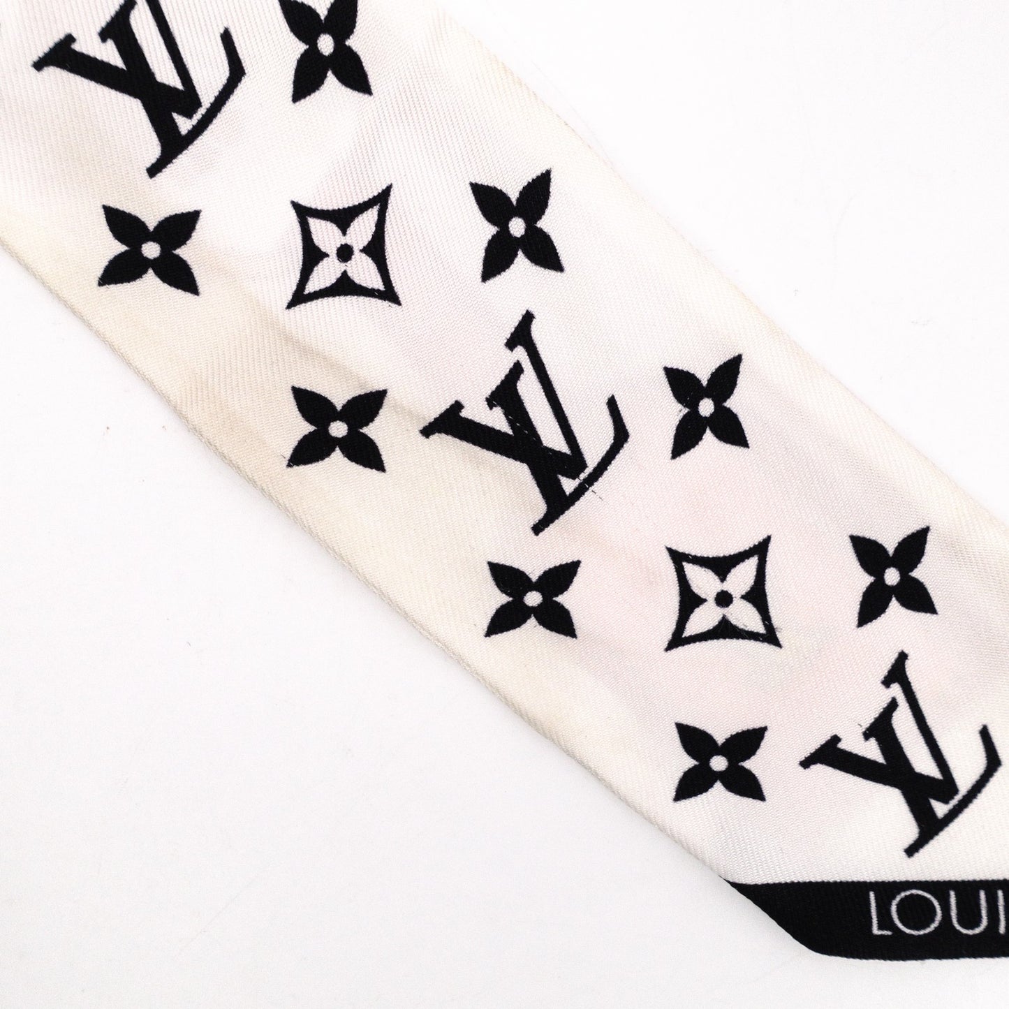 LOUIS VUITTON Twilly Scarf, Silk, Multicolor, Chain
