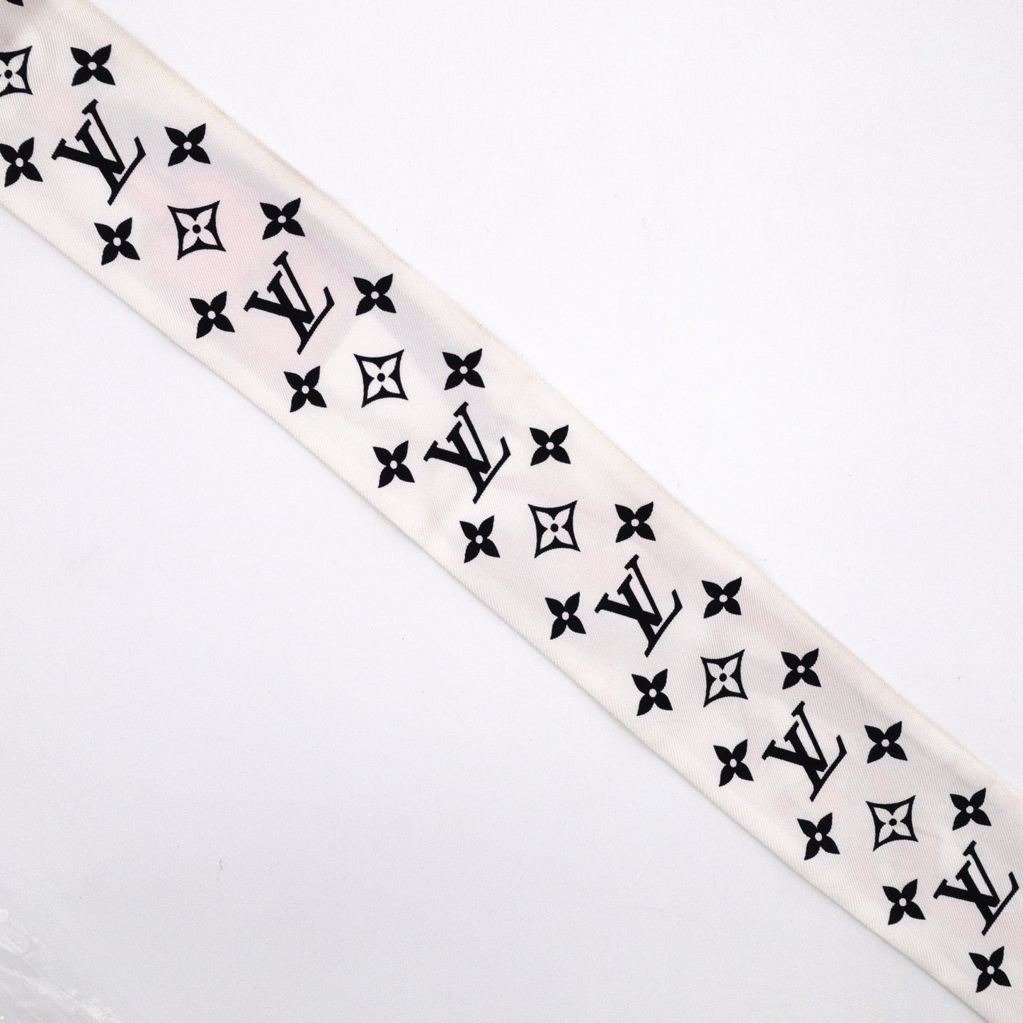 LOUIS VUITTON Twilly Scarf, Silk, Multicolor, Chain
