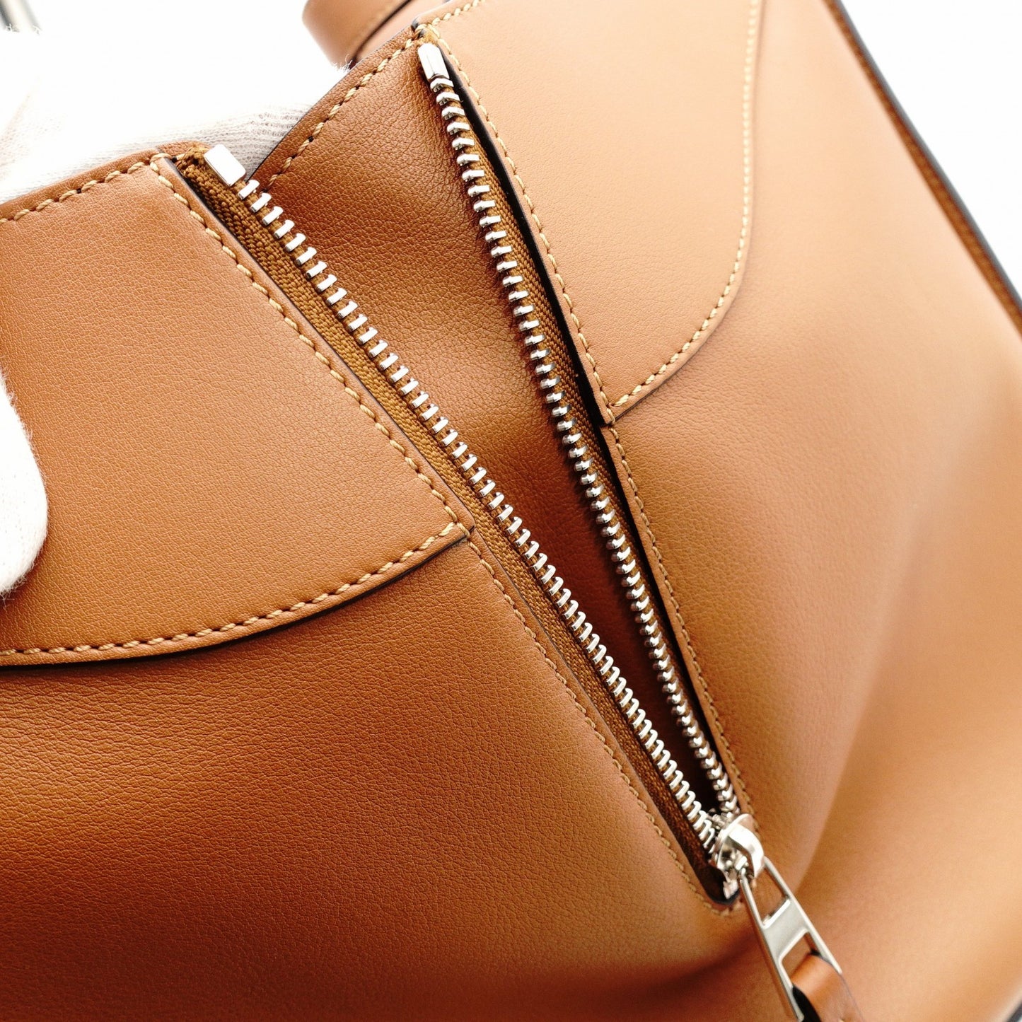 Unused LOEWE Hammock Small Brown Leather 2-Way Shoulder Handbag Brown 7-12-015