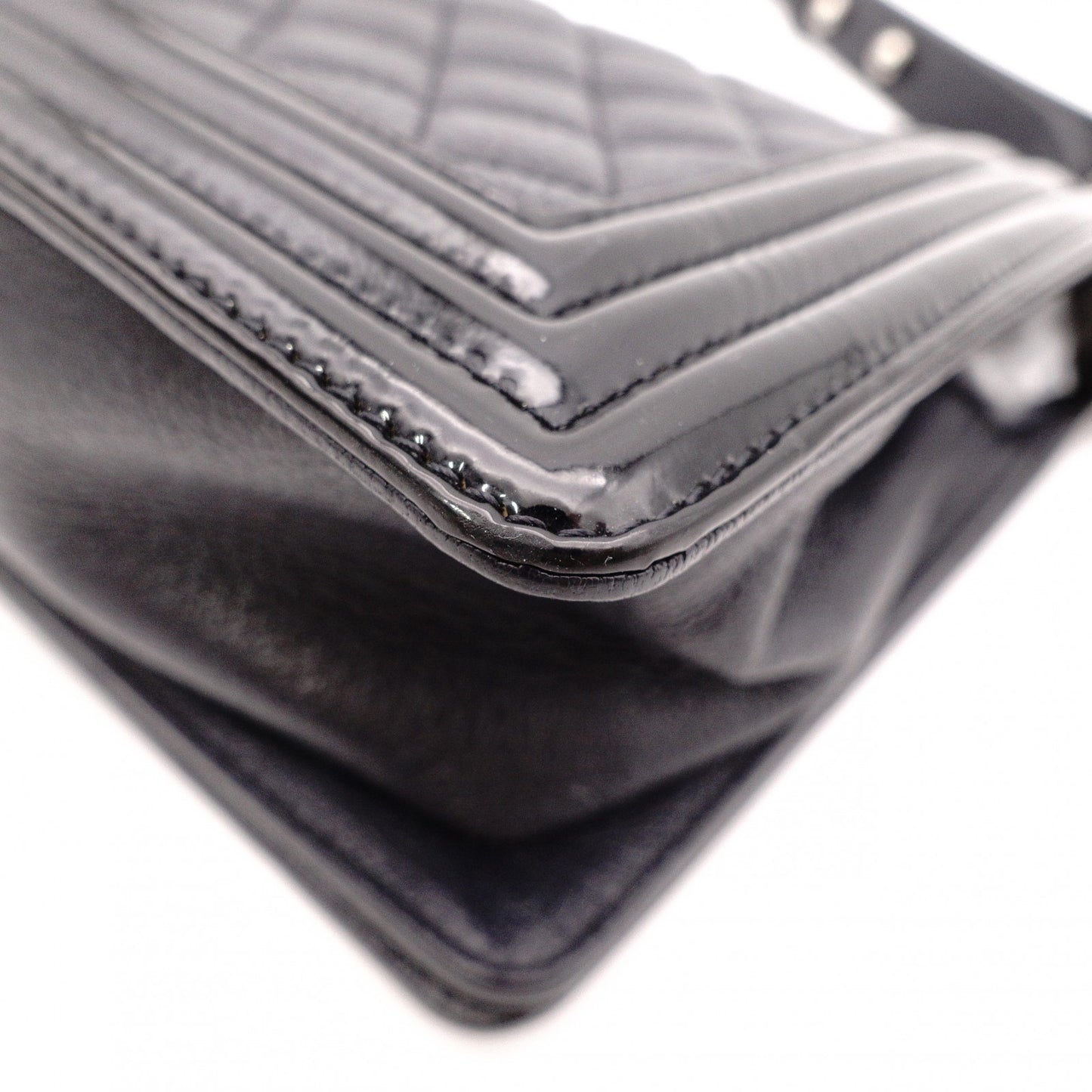 CHANEL Matelassé Boy Chanel Shoulder Bag, Leather, Black, Crossbody