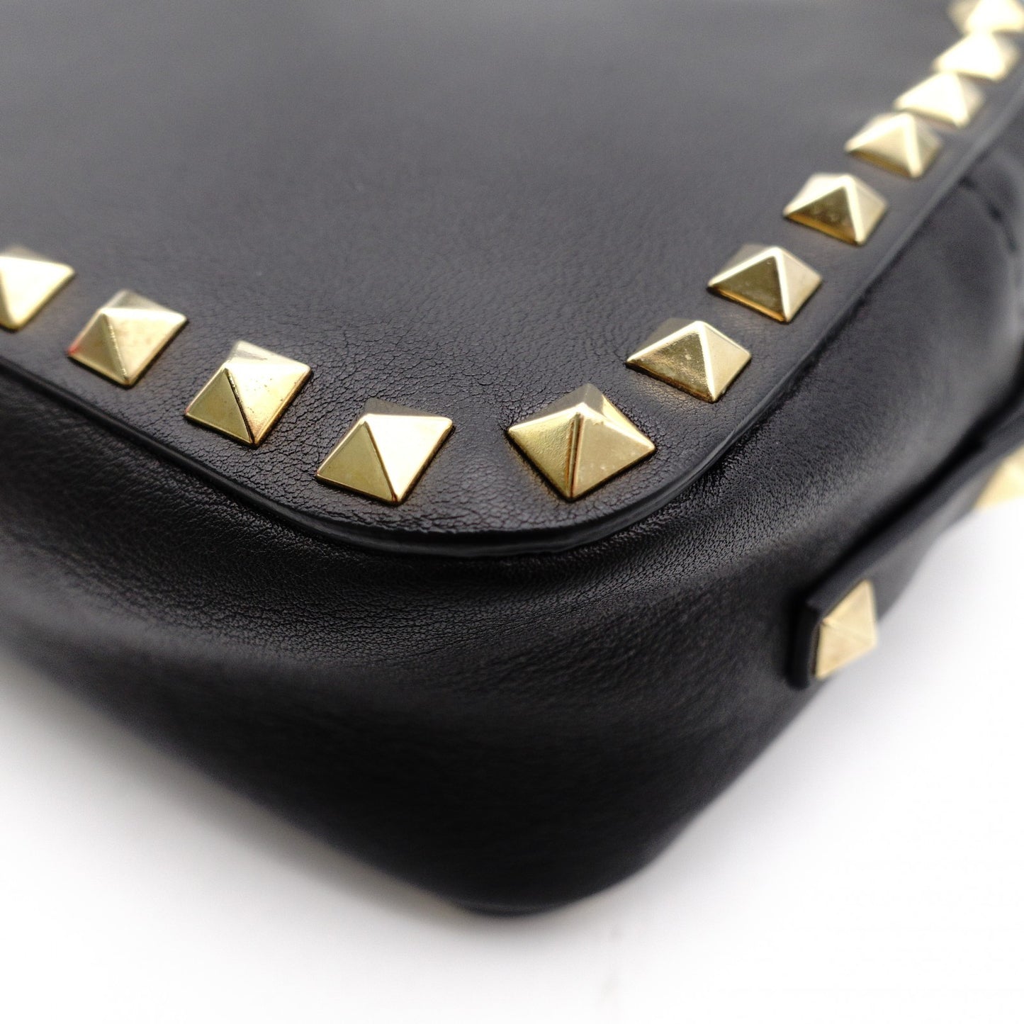 Valentino Garavani Camera Bag Black Shoulder Bag Black Studded Crossbody 7-12-129