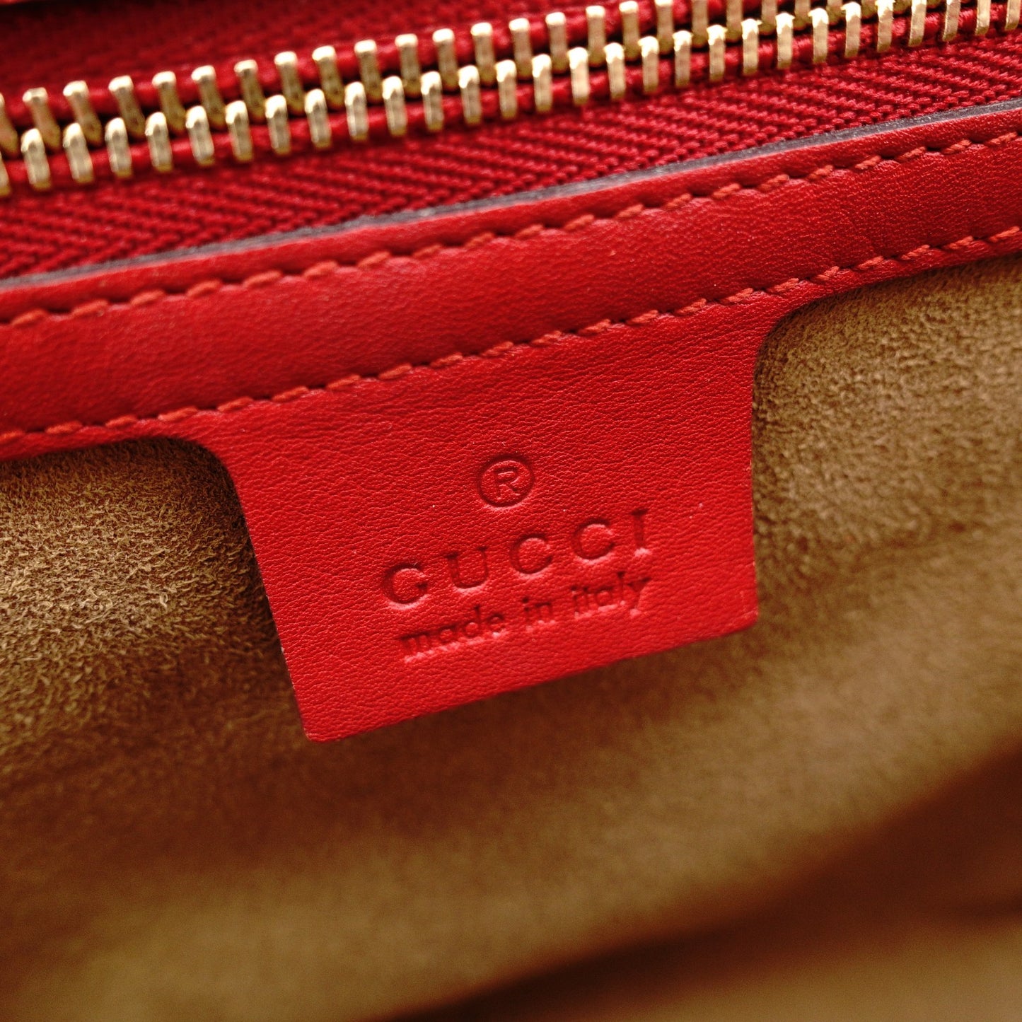 GUCCI Padlock Medium GG Supreme Canvas Shoulder Bag