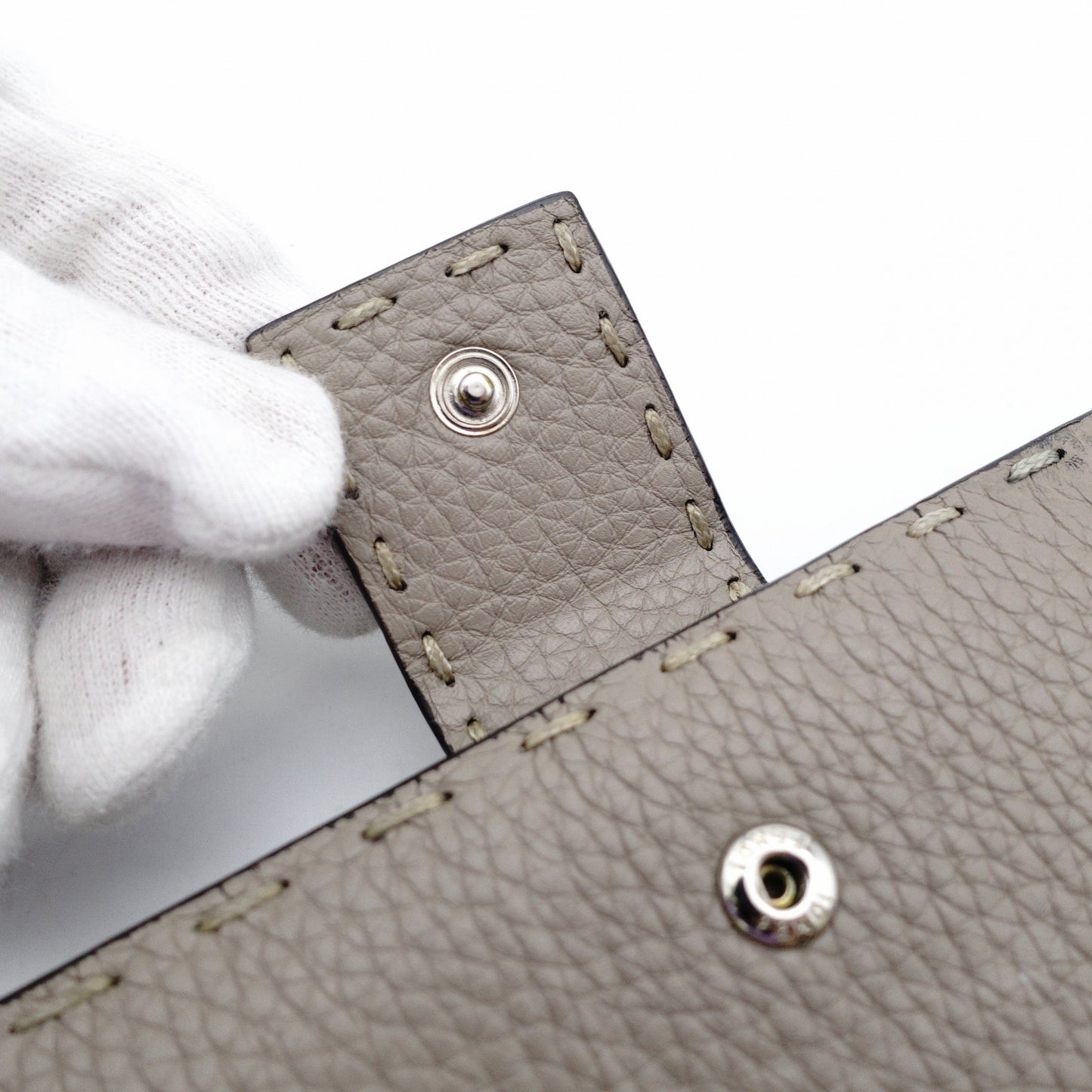 FENDI Celeria Peekaboo Long Wallet Leather Beige Silver Hardware With Box 7-11-416