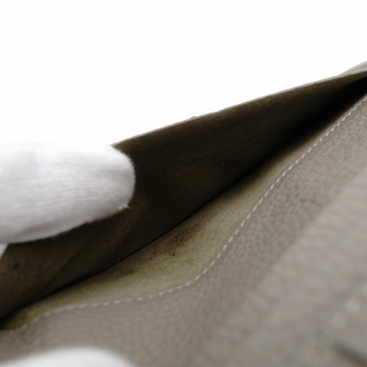 FENDI Celeria Peekaboo Long Wallet Leather Beige Silver Hardware With Box 7-11-416