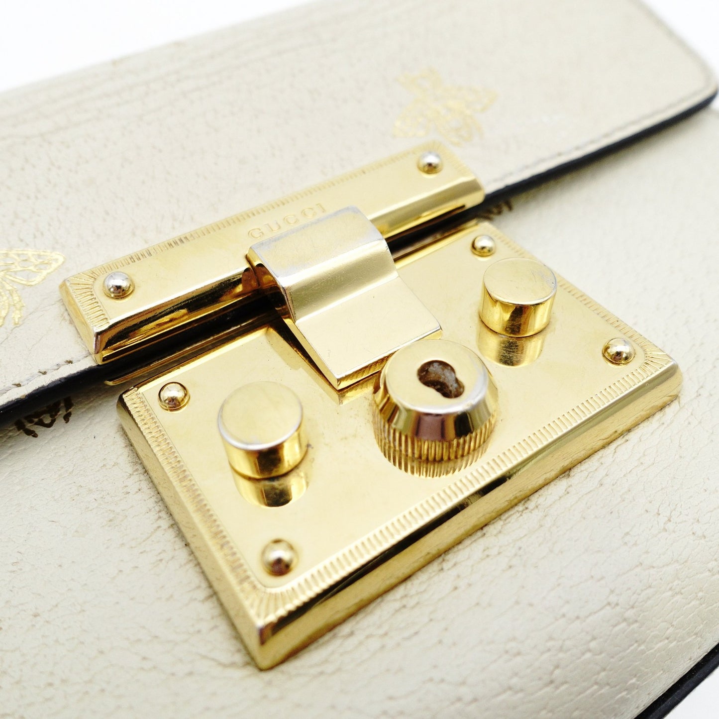 GUCCI Padlock Beestars Chain Shoulder Bag Beige Leather Crossbody 7-10-703