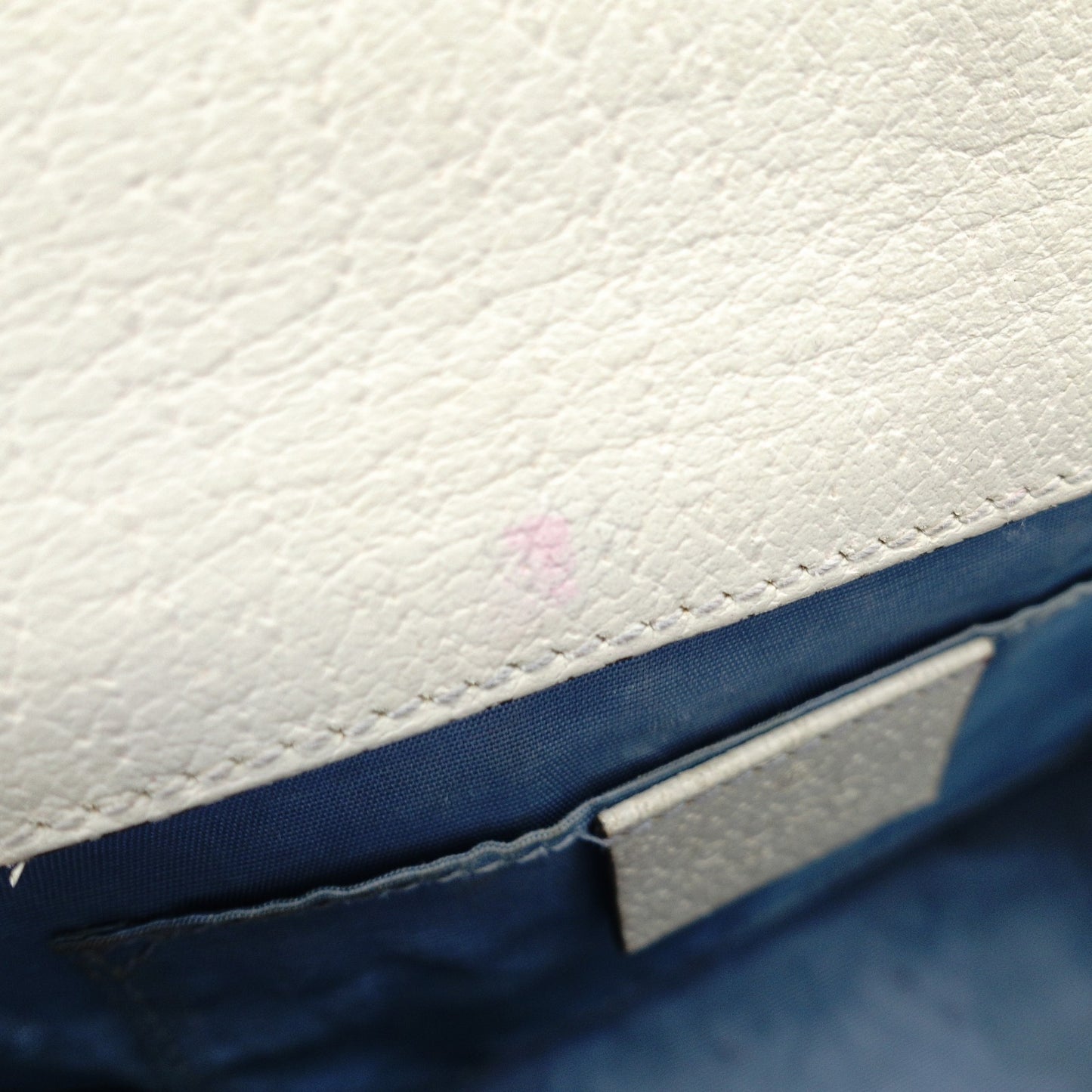 GUCCI Padlock Beestars Chain Shoulder Bag Beige Leather Crossbody 7-10-703