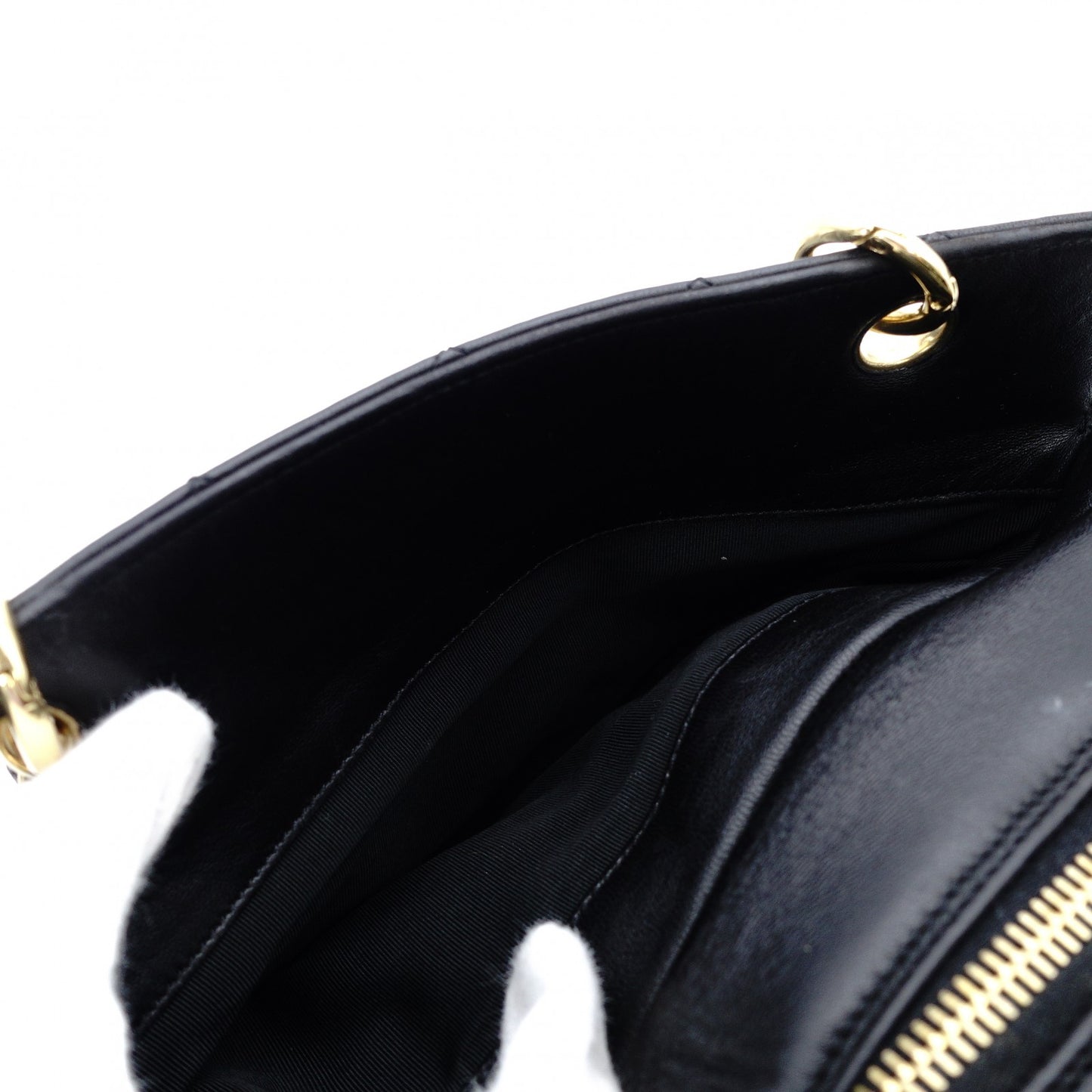 CHANEL Matelassé Lambskin Black Chain Shoulder Bag Black Leather Shoulder Gold Hardware 7-10-688