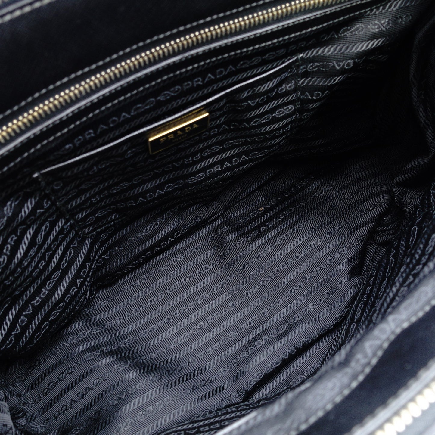 PRADA Galleria Handbag Black Leather Handbag Black 2-Way Gold Hardware Shoulder 7-12-349