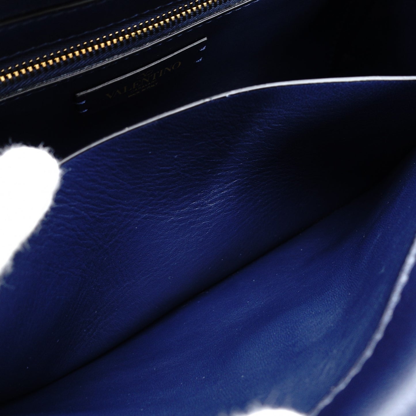 Valentino Garavani Roman Stud Handbag Navy Leather 2-Way Crossbody Gold Hardware 7-12-530